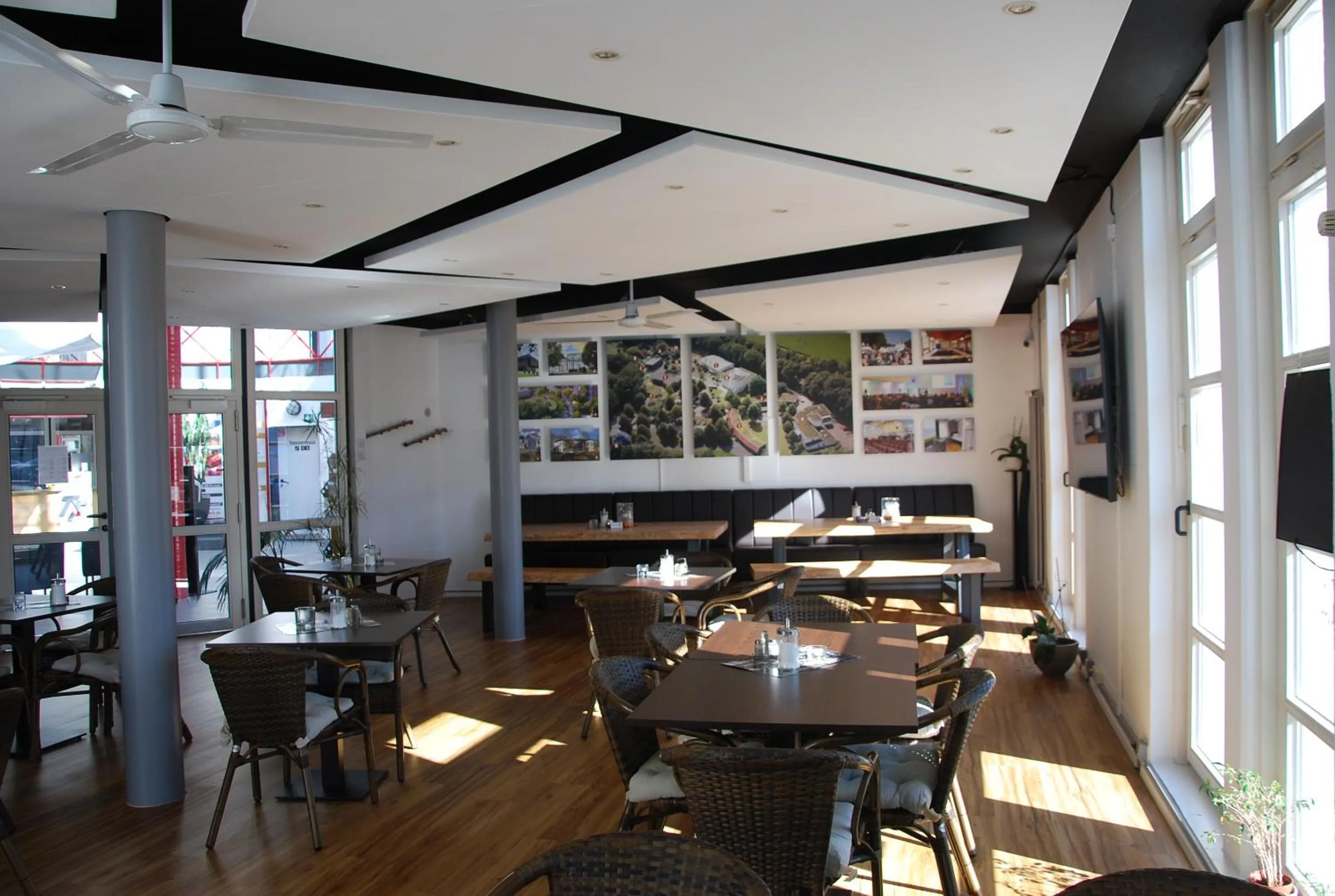 Restaurant/places to eat in TAT Tagungs- und Gästehaus