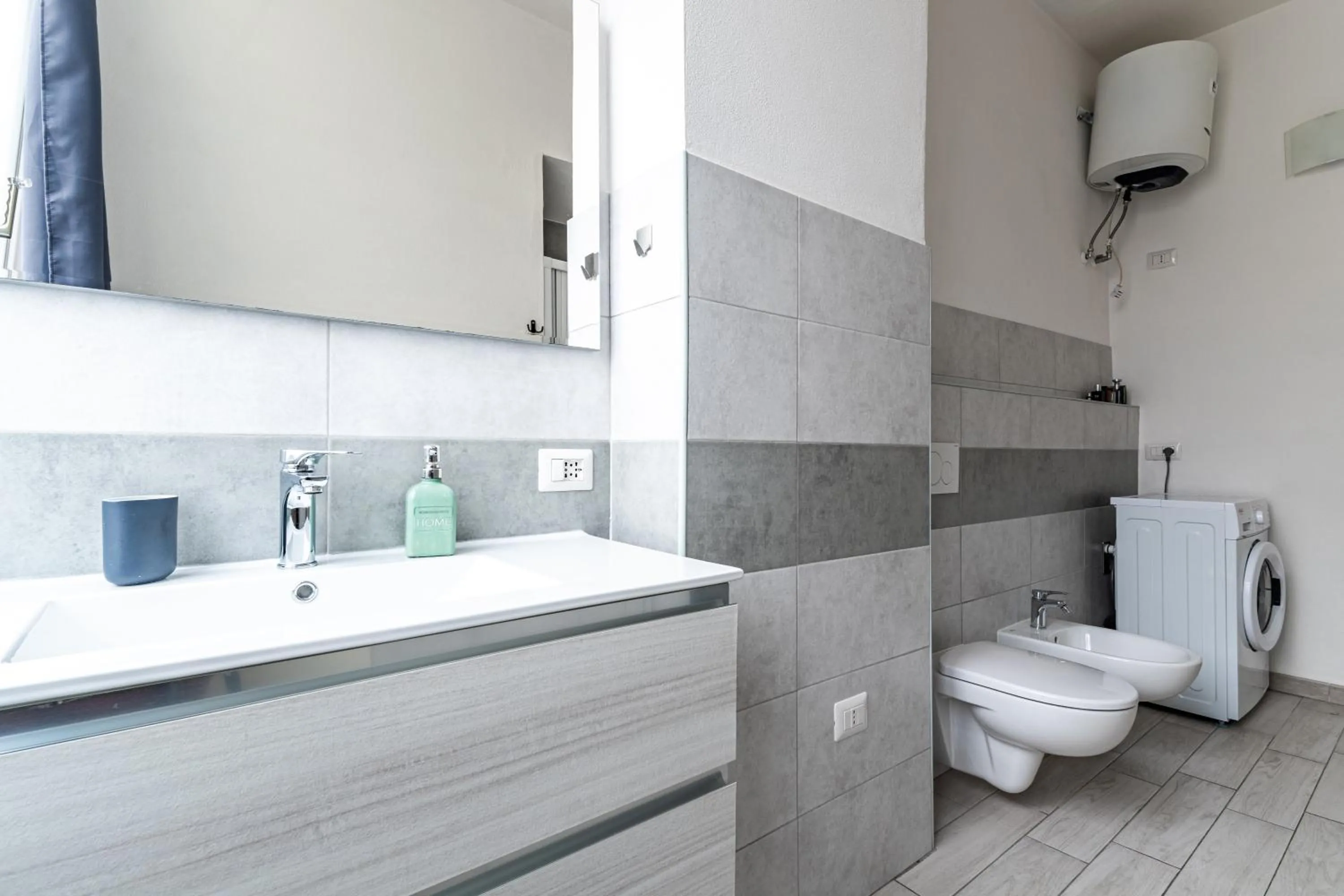 Toilet in Paolo's house