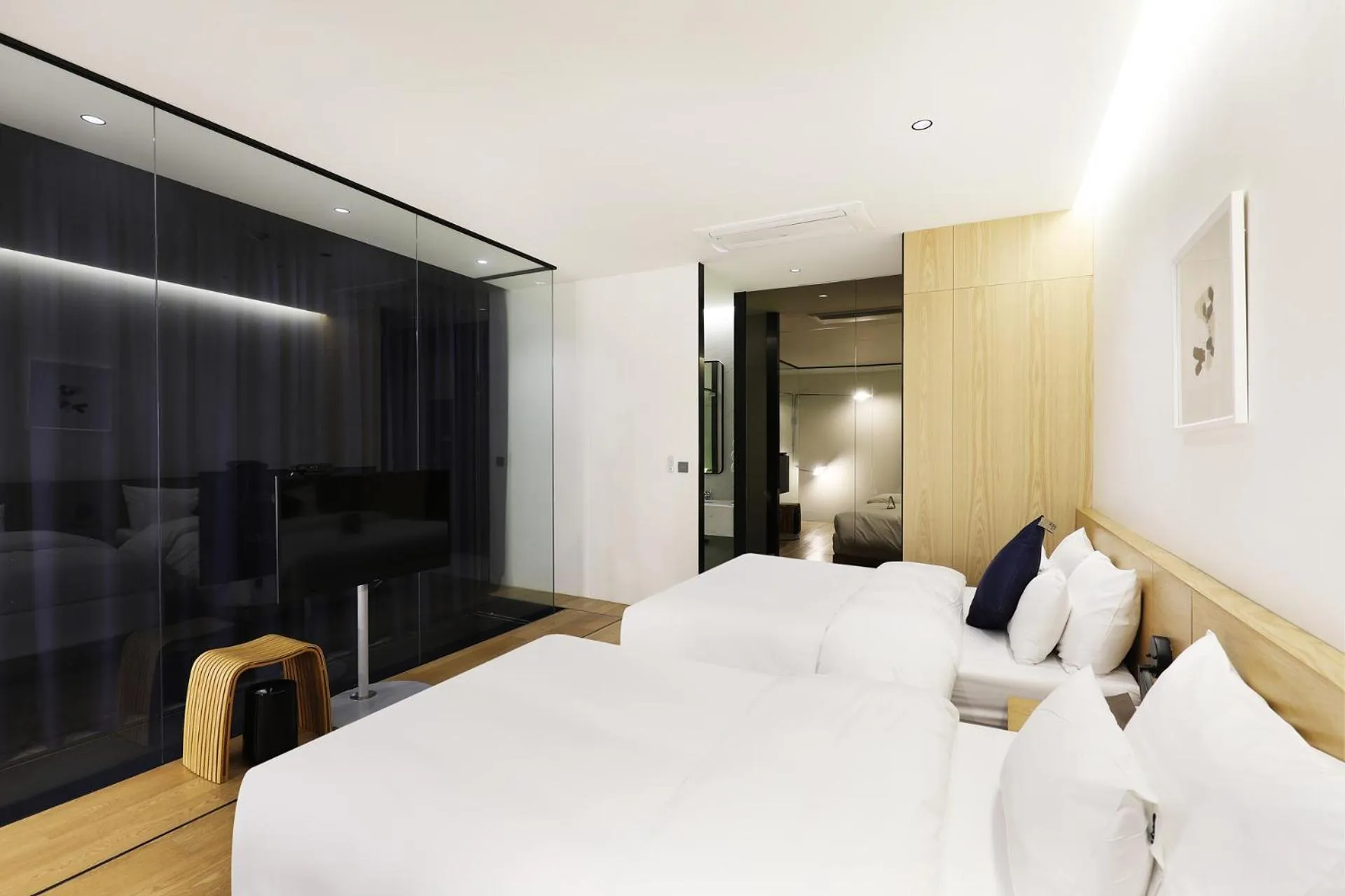 Bed in Pangyo Business & Tourist Hotel KYND