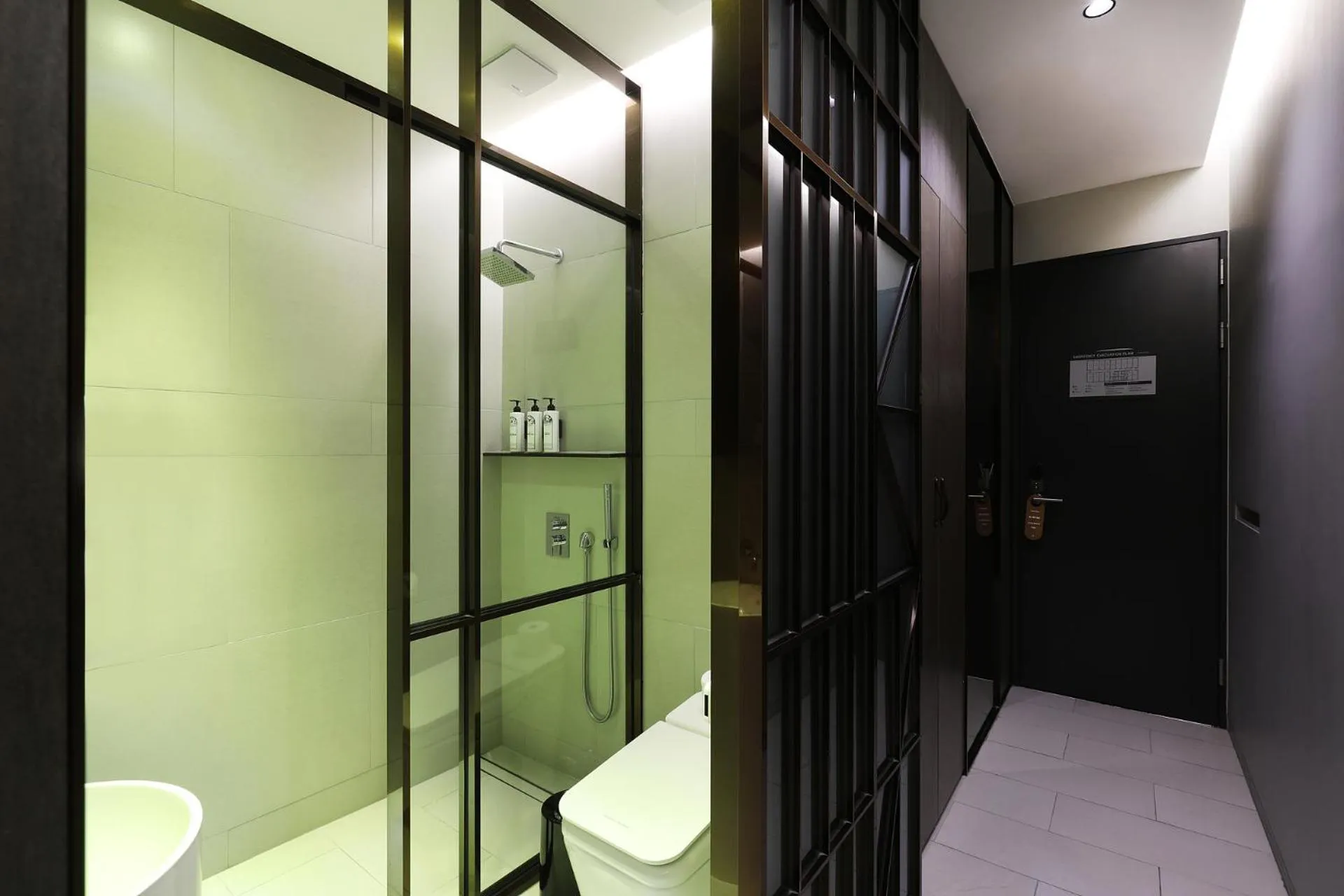 Pangyo Business & Tourist Hotel KYND