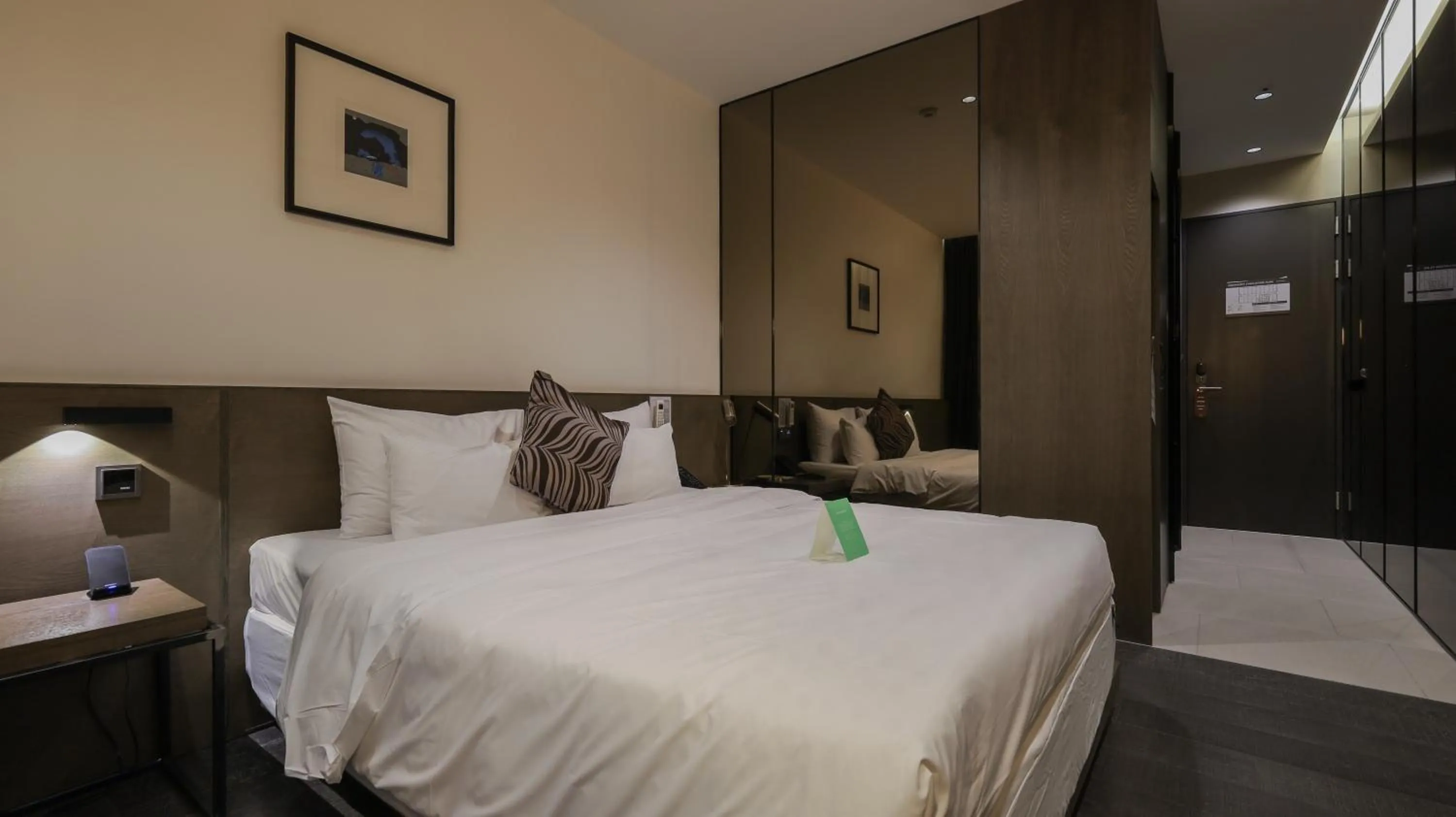 Bed in Pangyo Business & Tourist Hotel KYND
