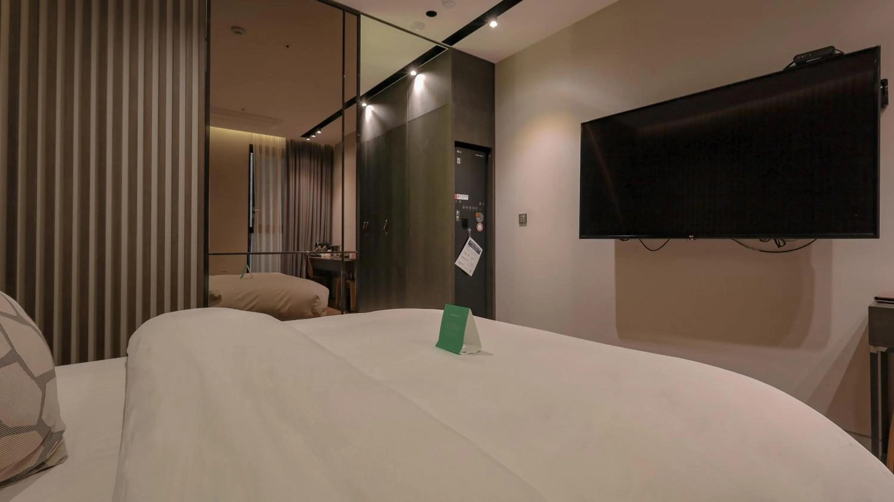 Bed in Pangyo Business & Tourist Hotel KYND