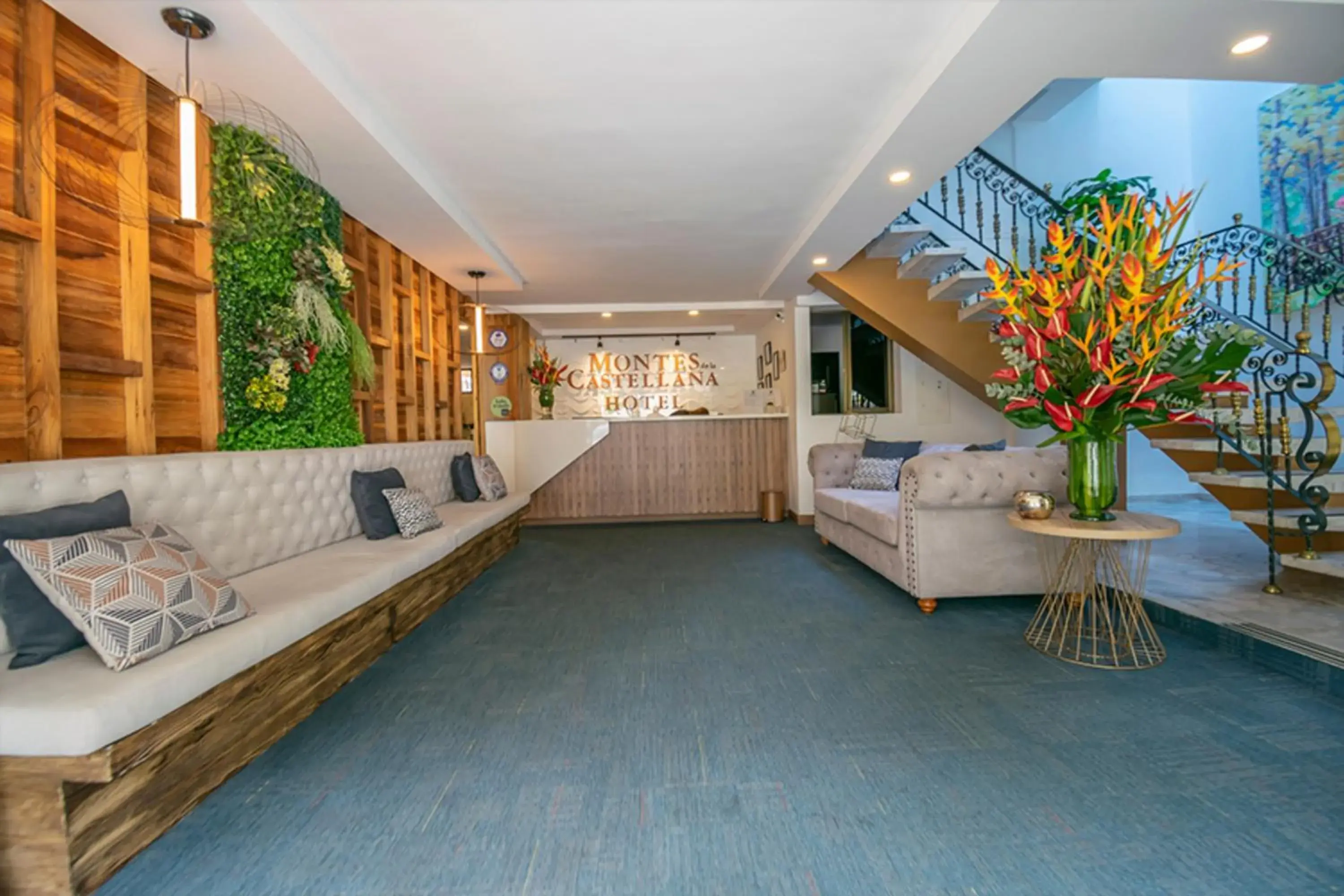 Lobby or reception in Hotel Montes De La Castellana Lobby or reception in Hotel Montes De La Castellana