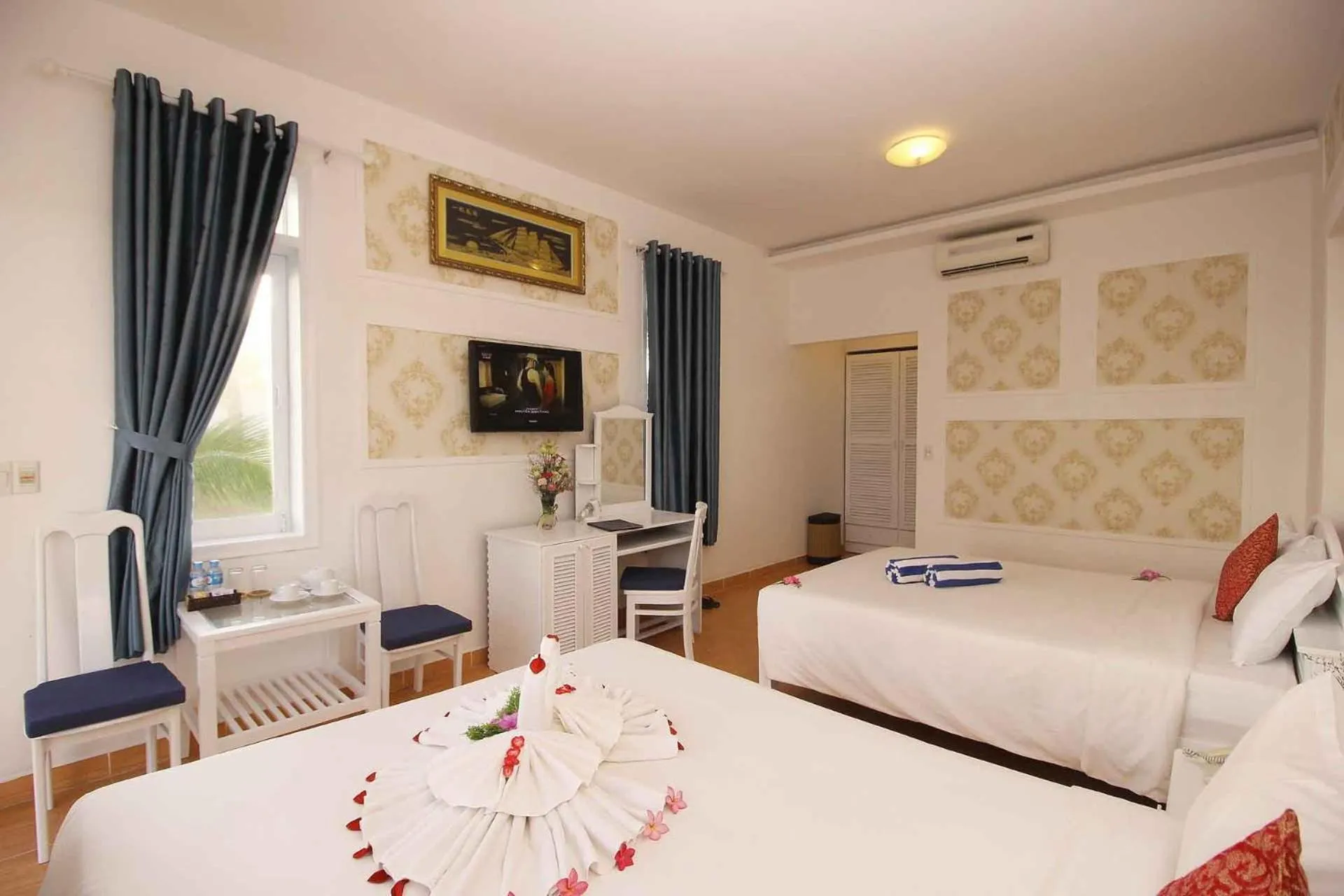 Bed in Muine Sun & Sea Resort