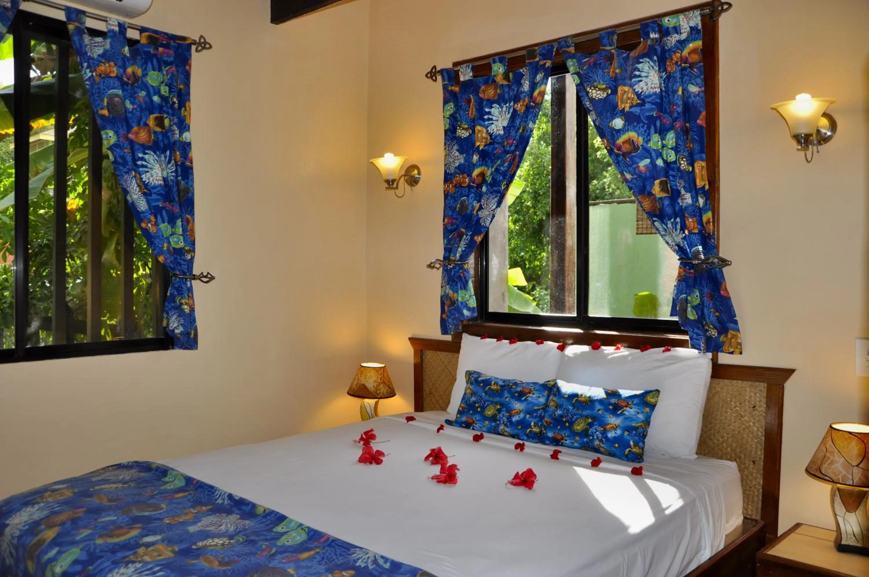 Bedroom, Bed in West Bay Lodge and Spa