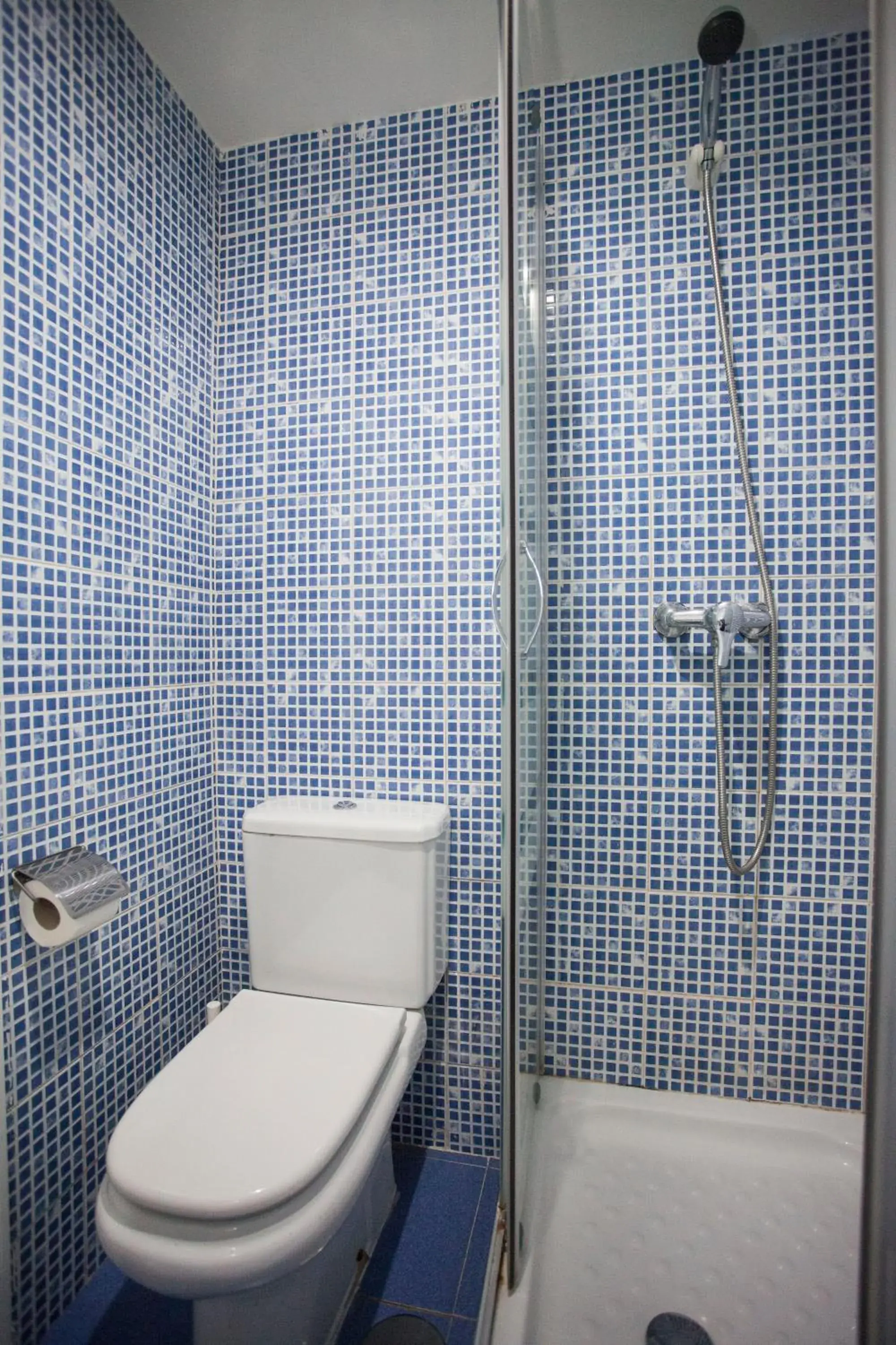 Shower, Bathroom in Fuencarral Apartments