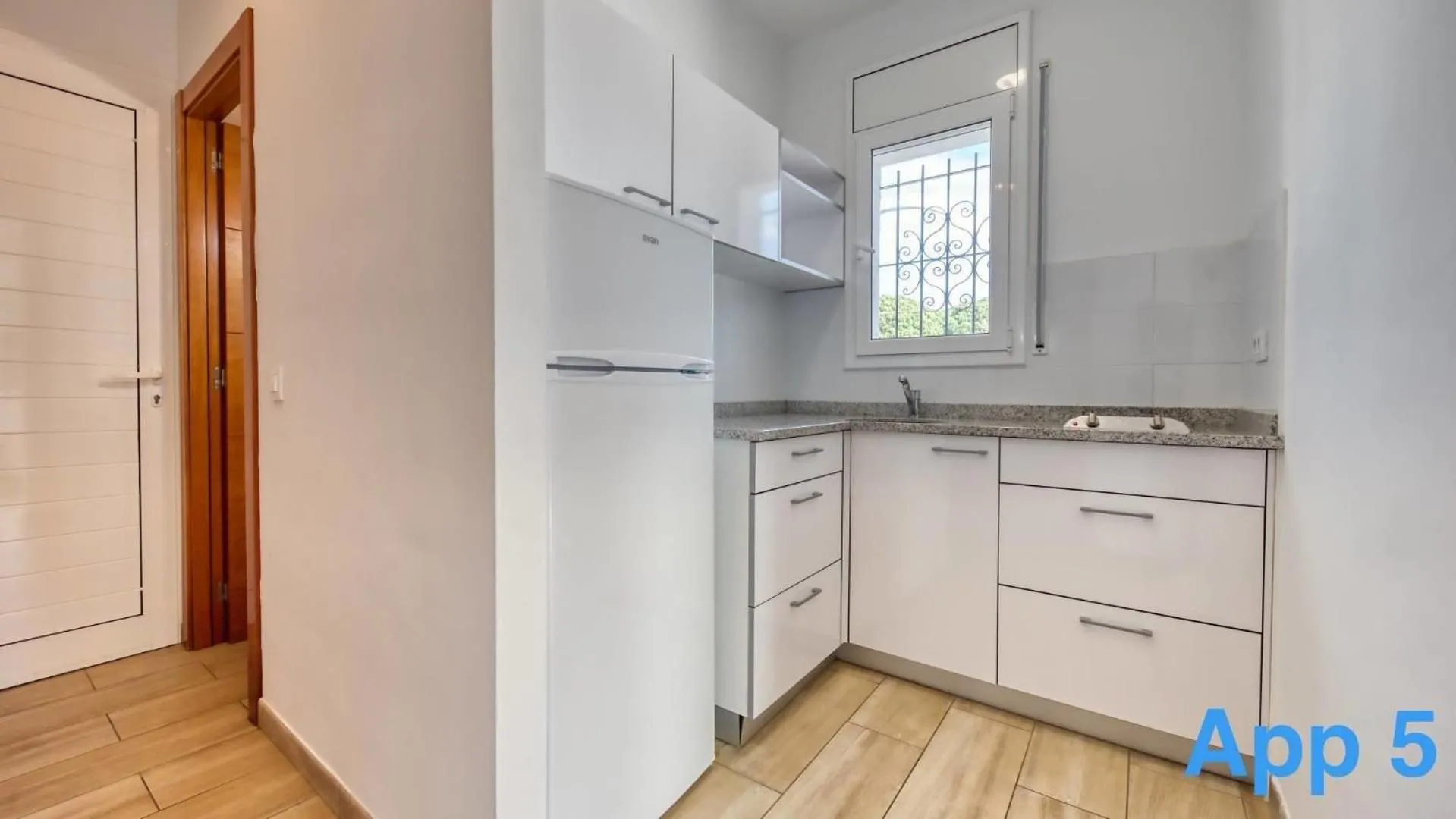 Kitchen or kitchenette in Costacabana - Villa Pilar