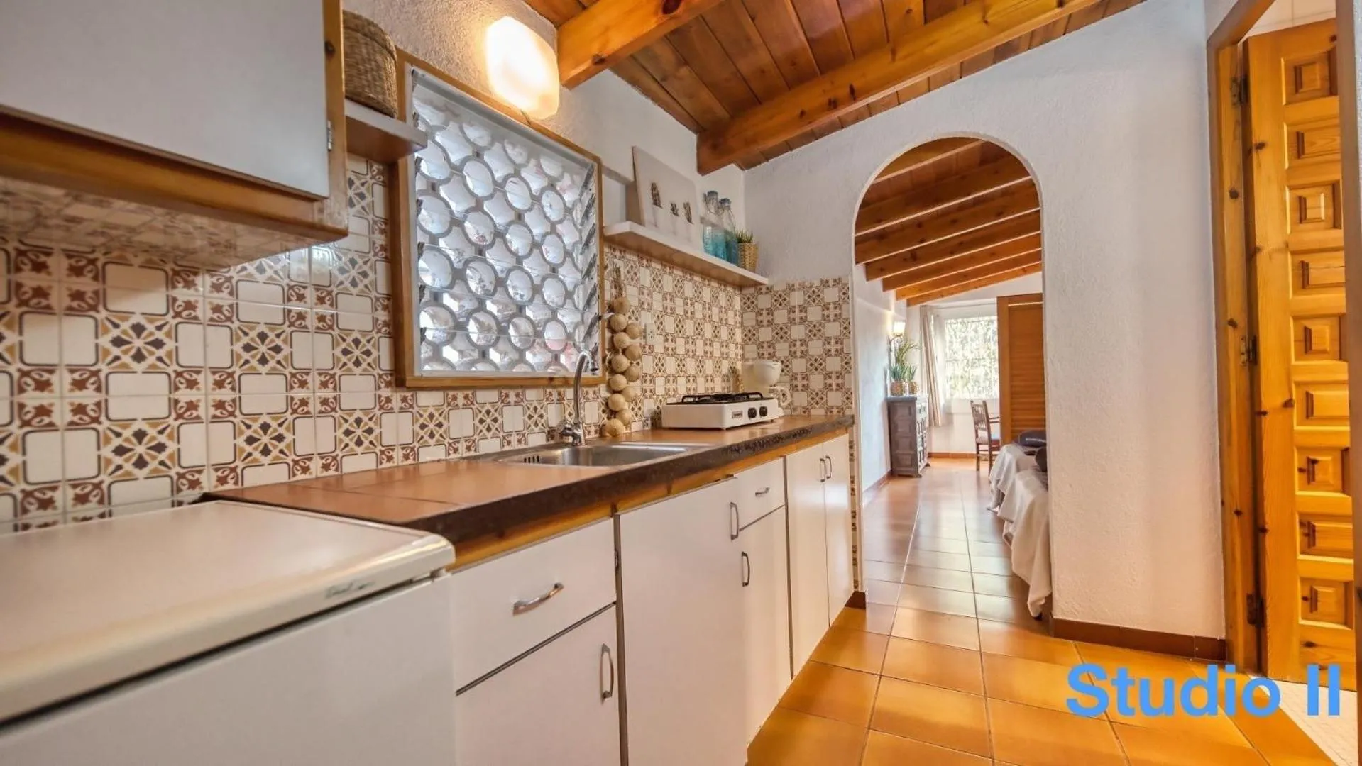 Kitchen or kitchenette in Costacabana - Villa Pilar