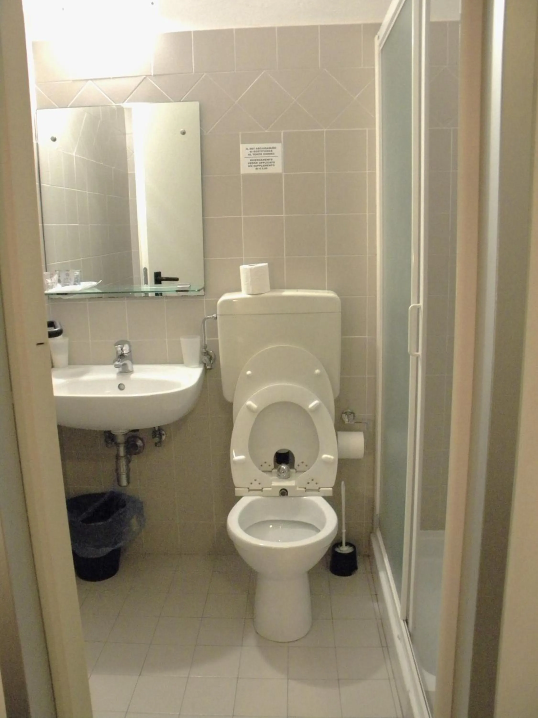 Bathroom in WuHostel