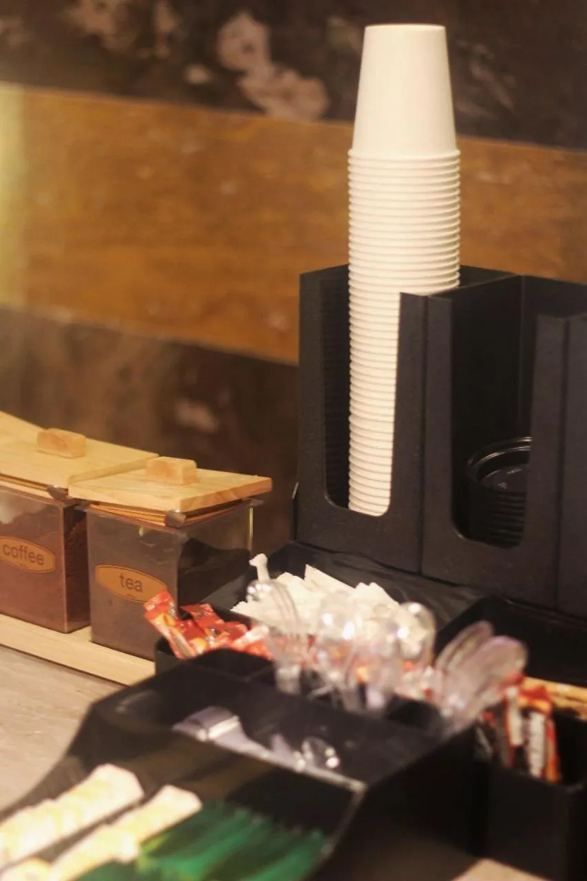 Restaurant/places to eat in Golden Dune Residential Unit - Almalaz