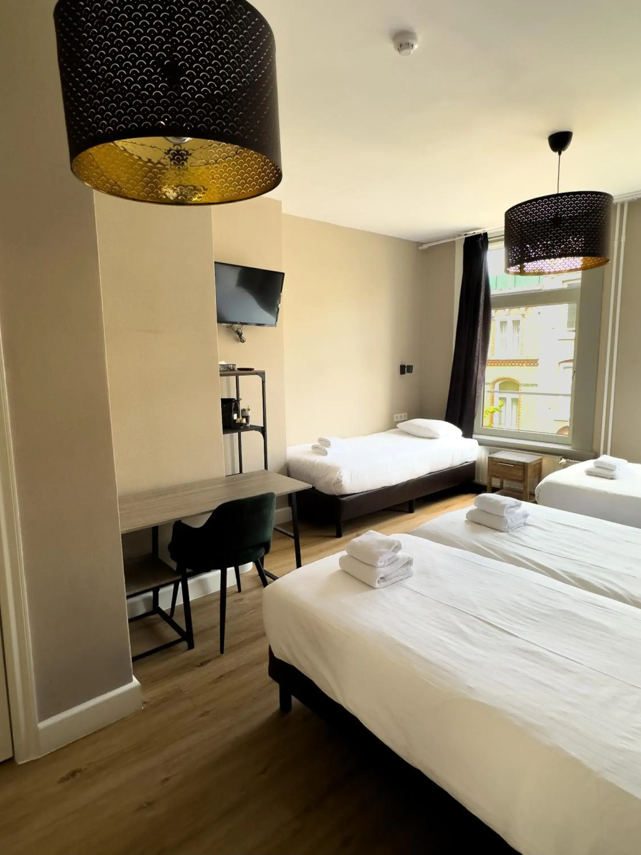 Bedroom, Bed in Hotel Vondel Garden Bedroom, Bed in Hotel Vondel Garden