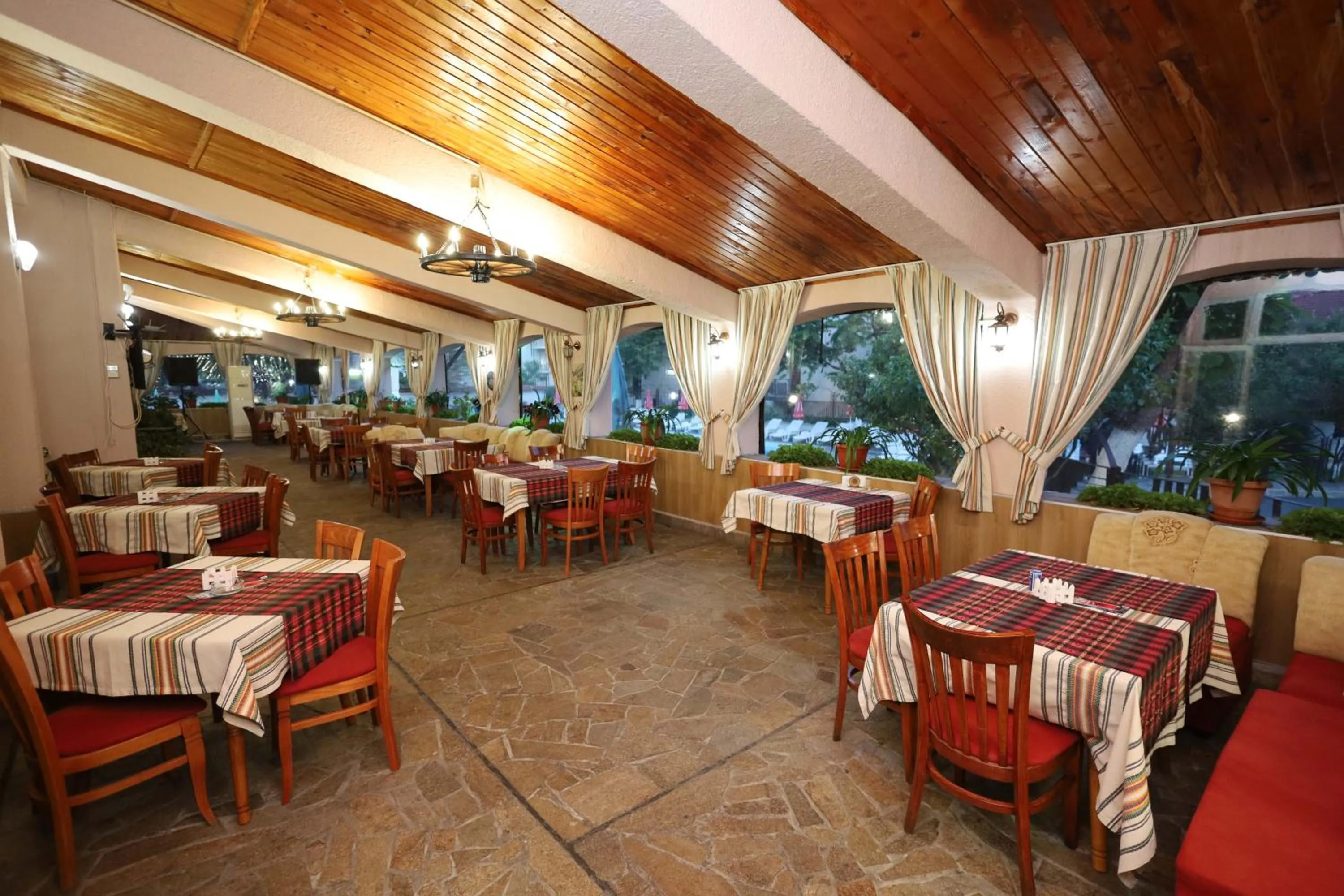 Edi Hotel