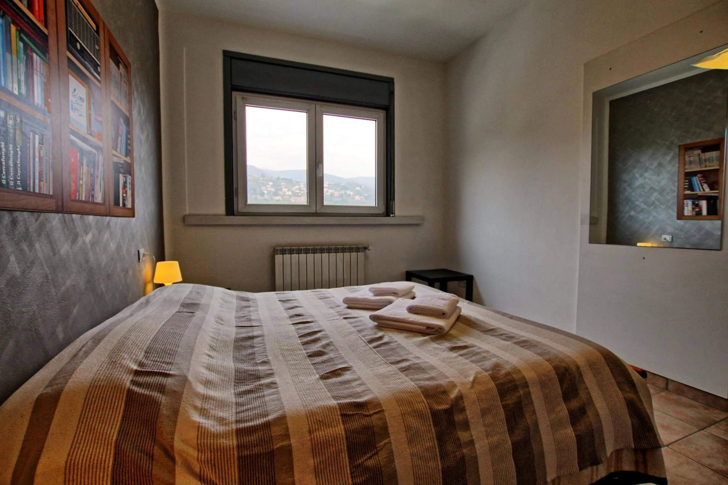 Bed in Appartamenti La Chiocciola Como - Lipomo