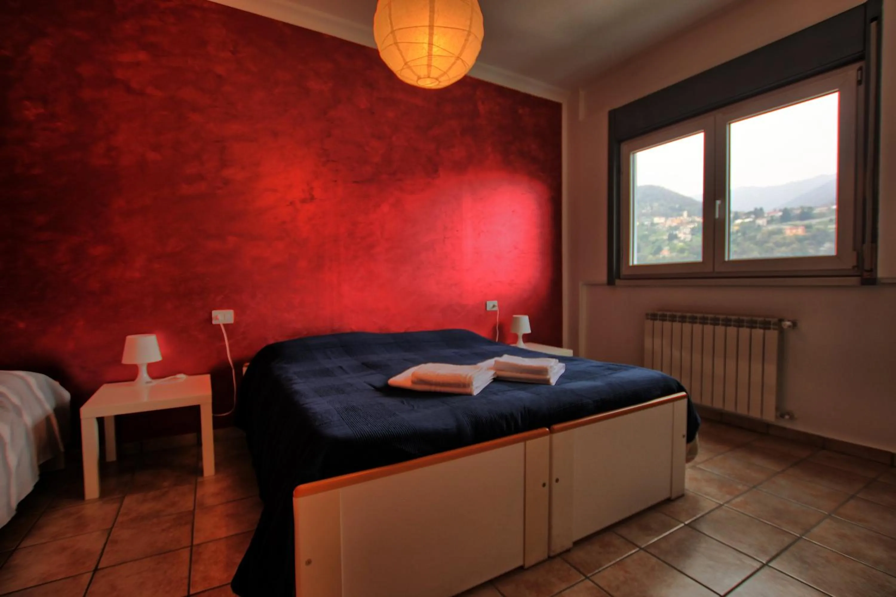 Bed in Appartamenti La Chiocciola Como - Lipomo