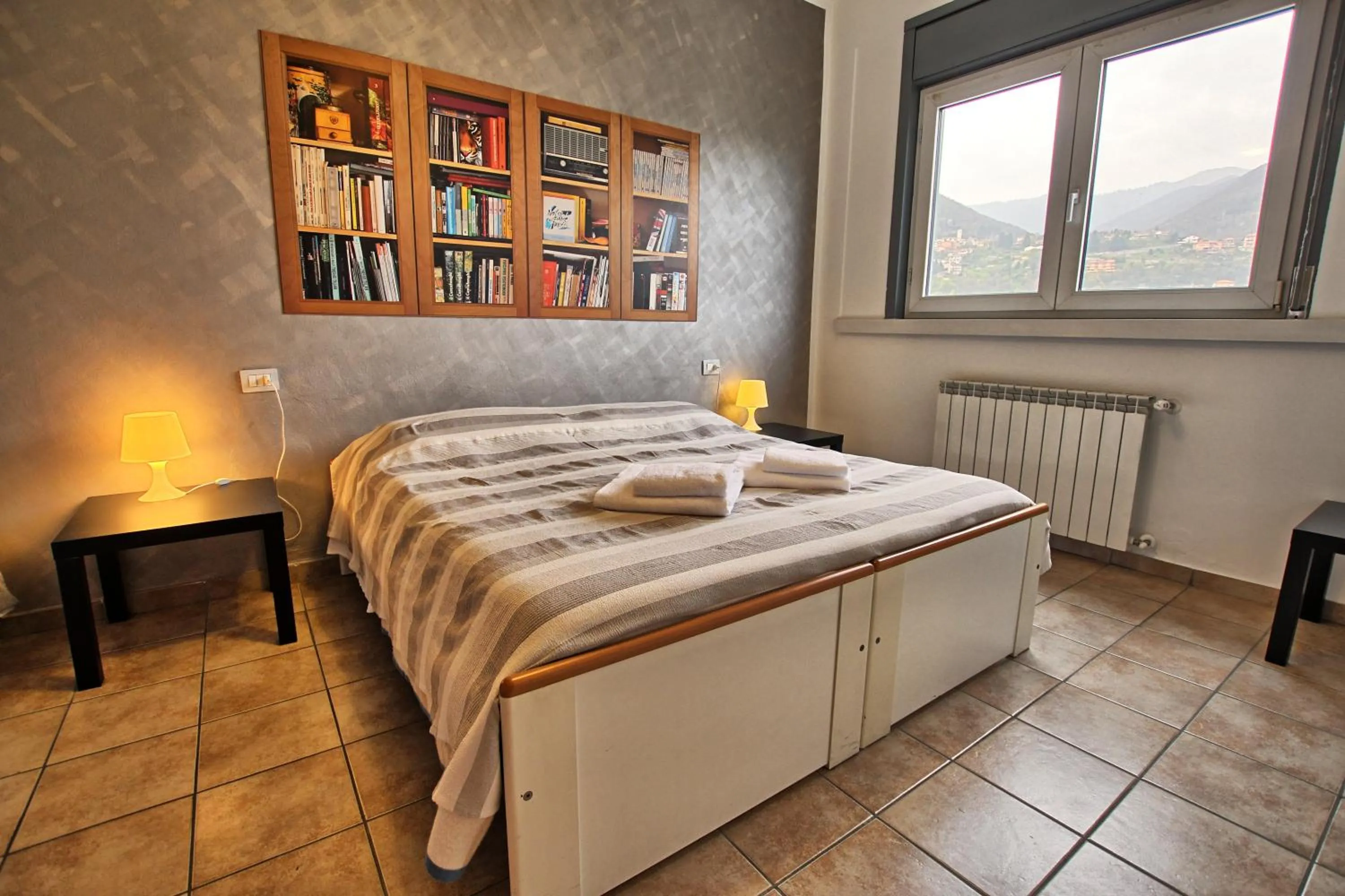Bed in Appartamenti La Chiocciola Como - Lipomo
