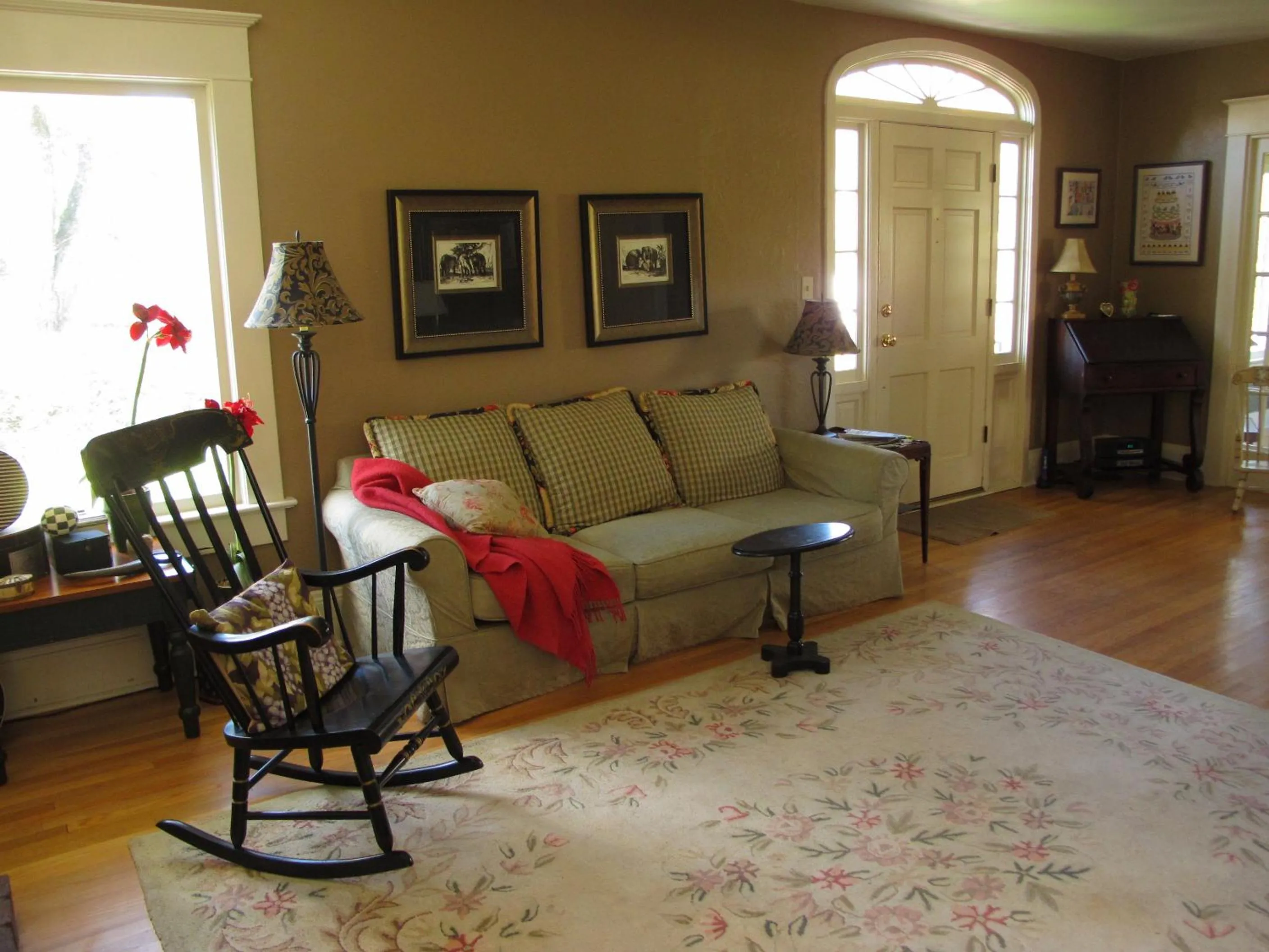 The White House Bed and Breakfast