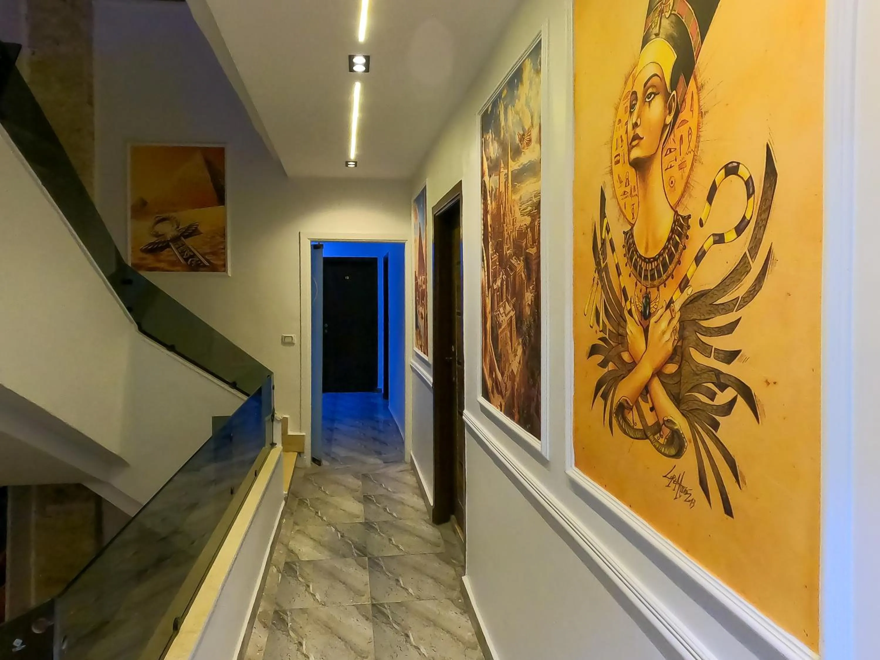 Decorative detail in Happy View Inn