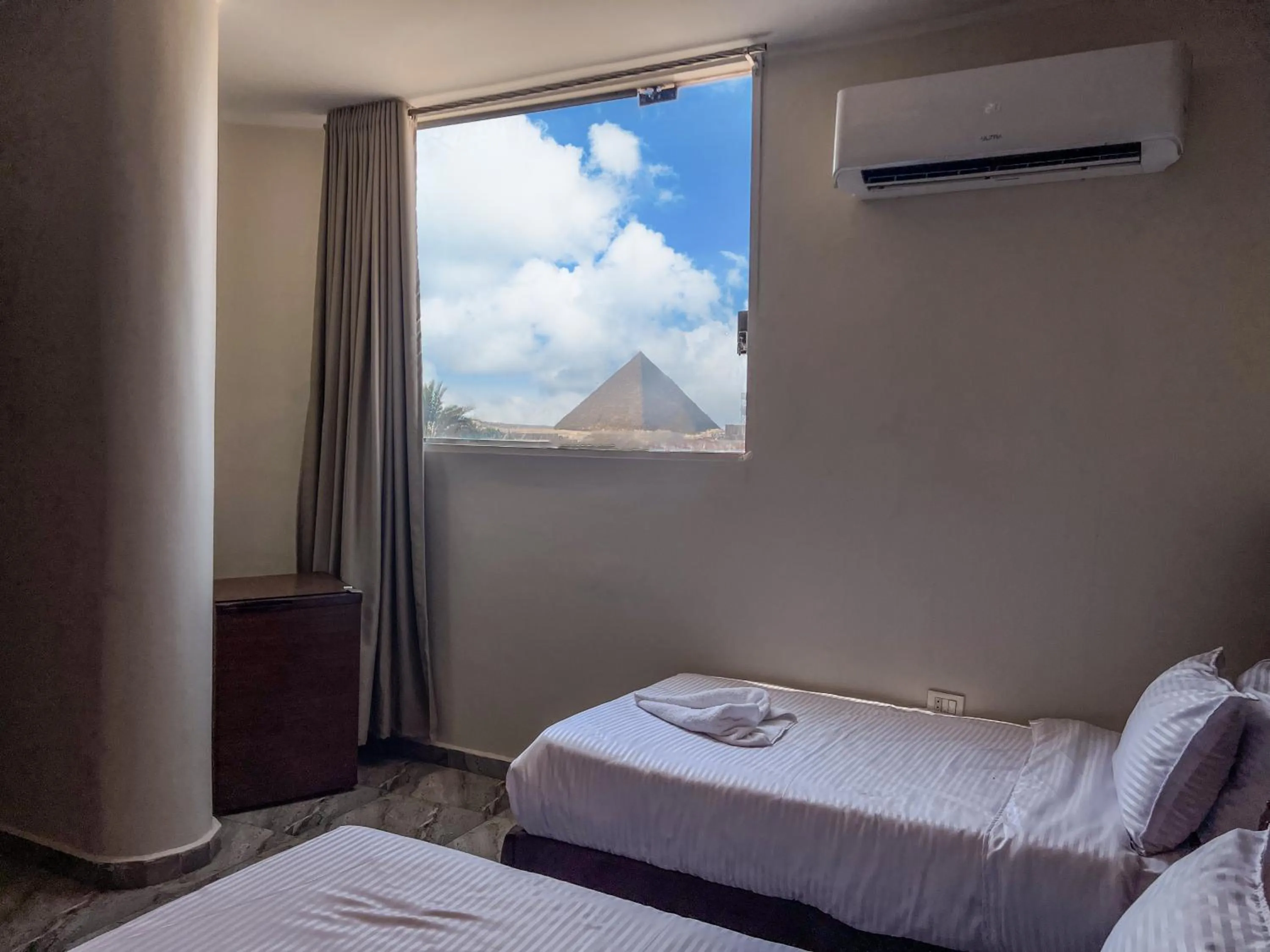 Bed in Happy View Inn