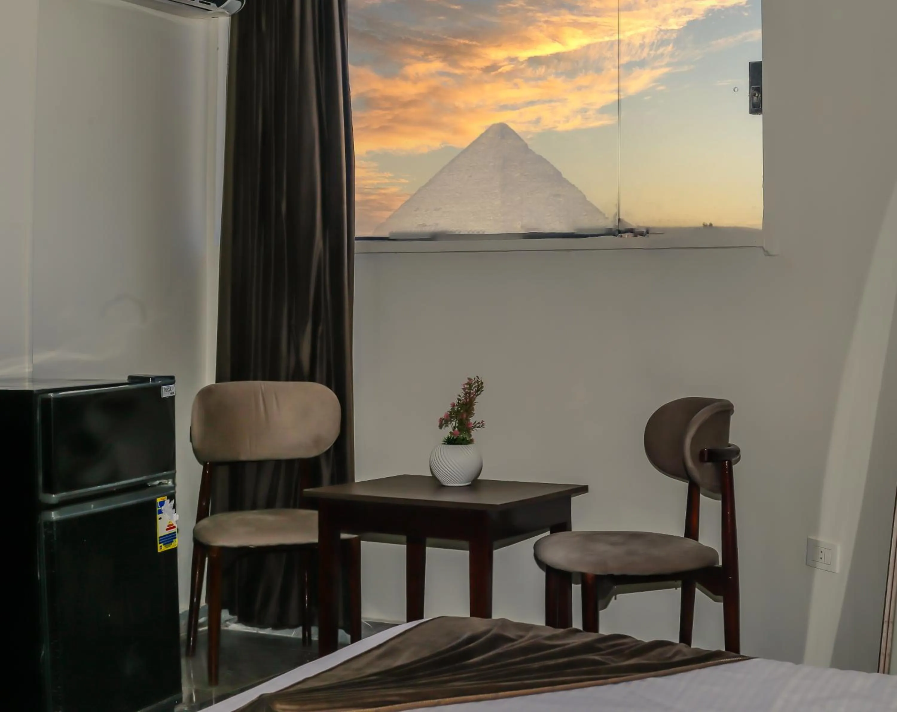 Bed in Happy View Inn