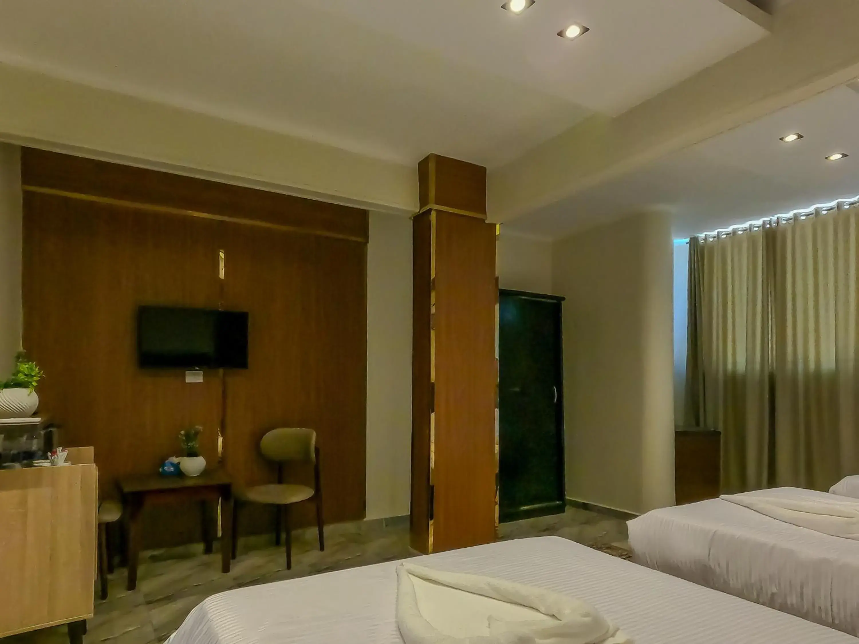 Bed in Happy View Inn Bed in Happy View Inn