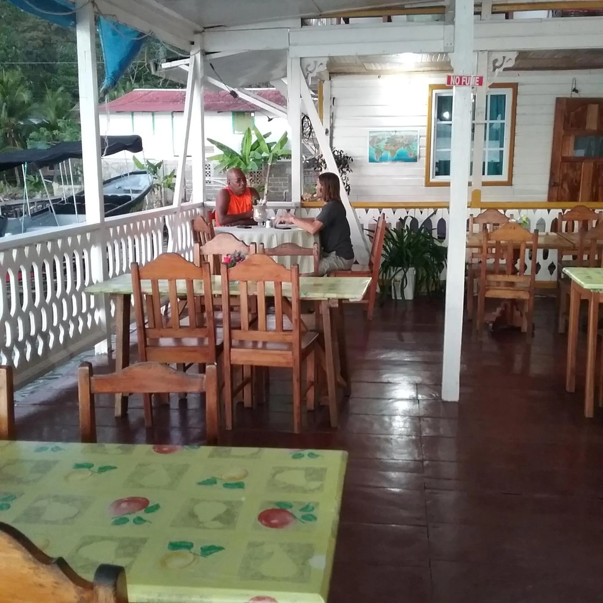 Restaurant/places to eat in Hotel Caribbean View
