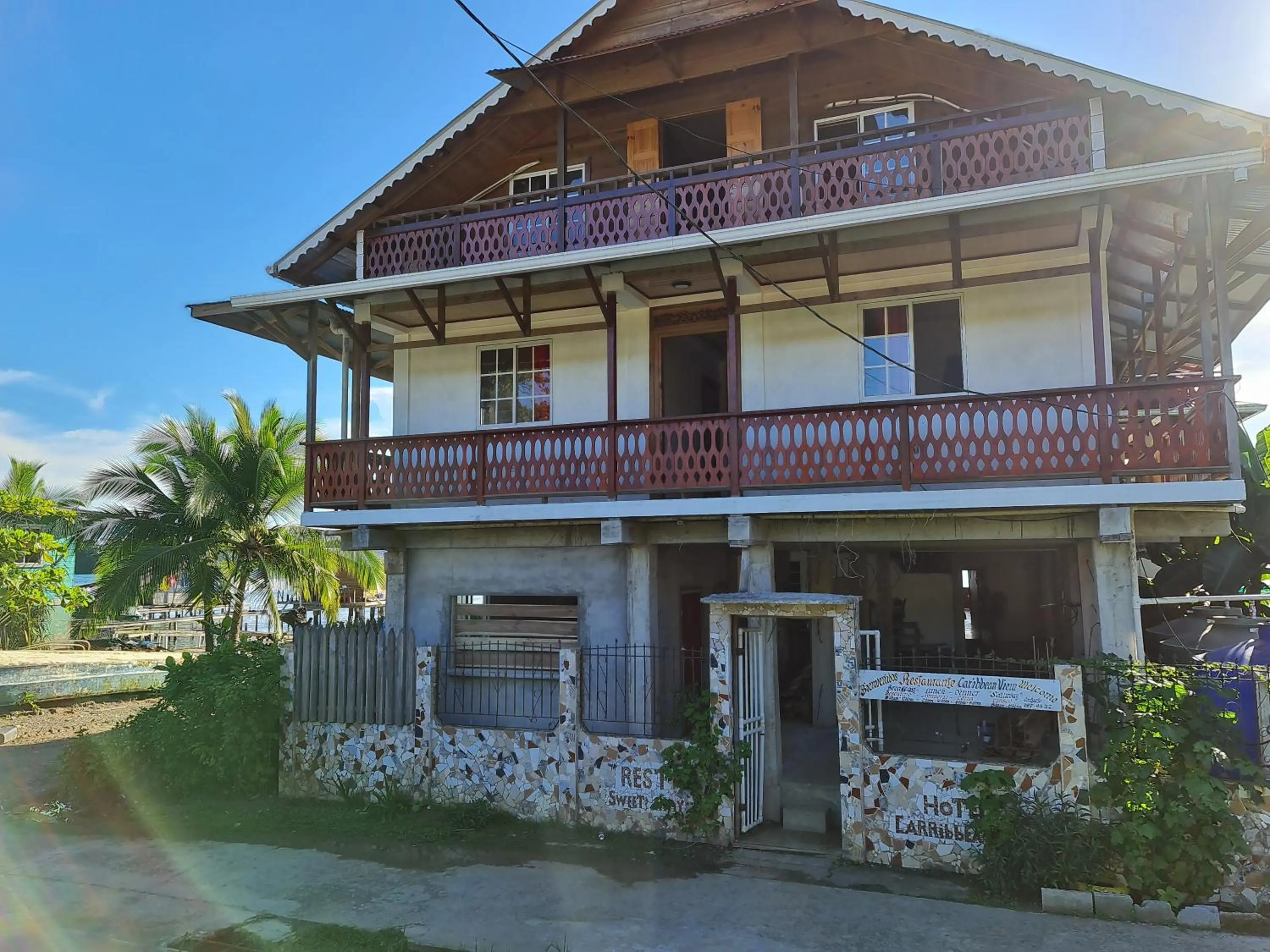 Property building in Hotel Caribbean View