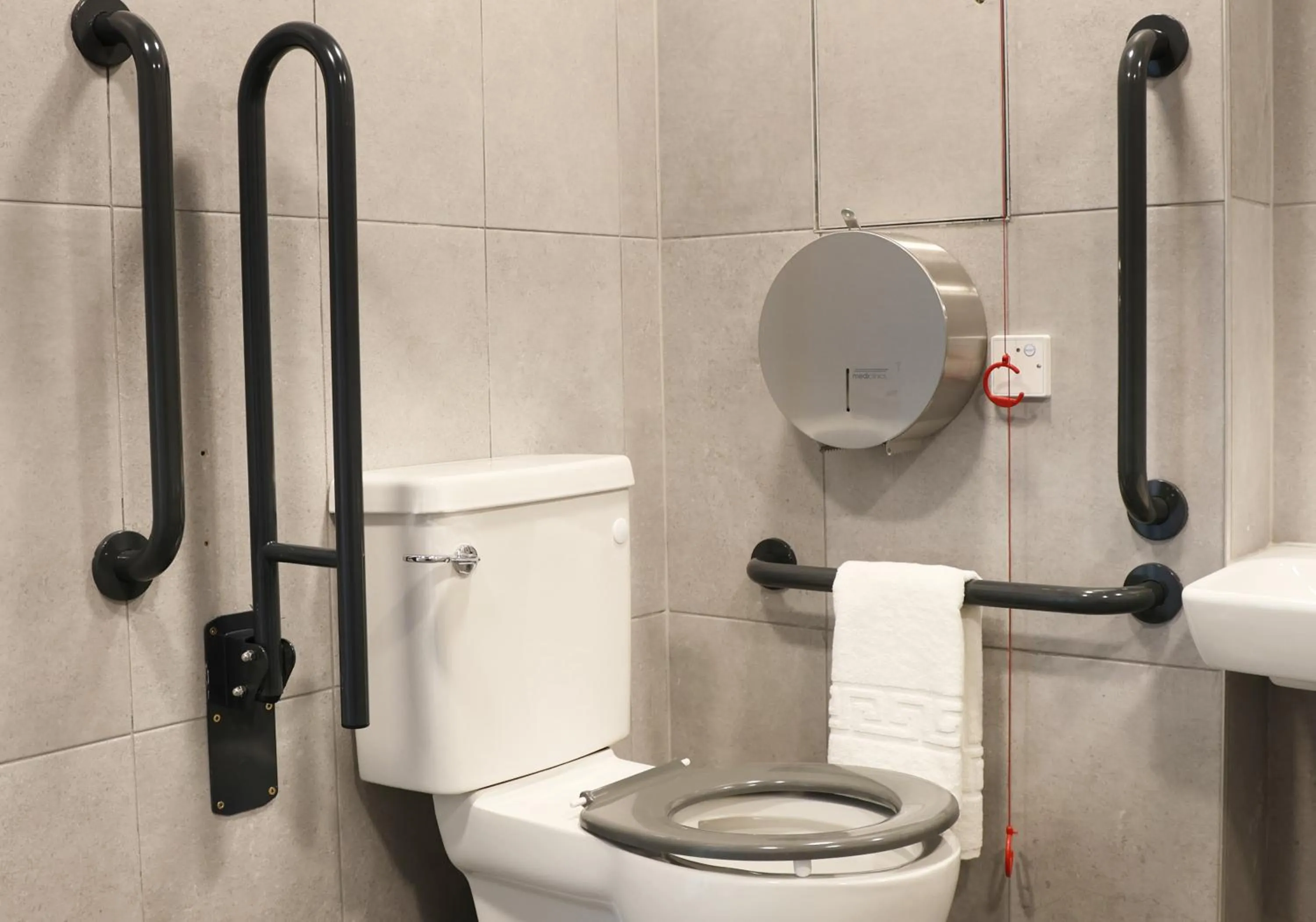 Bathroom in Clink i Lár