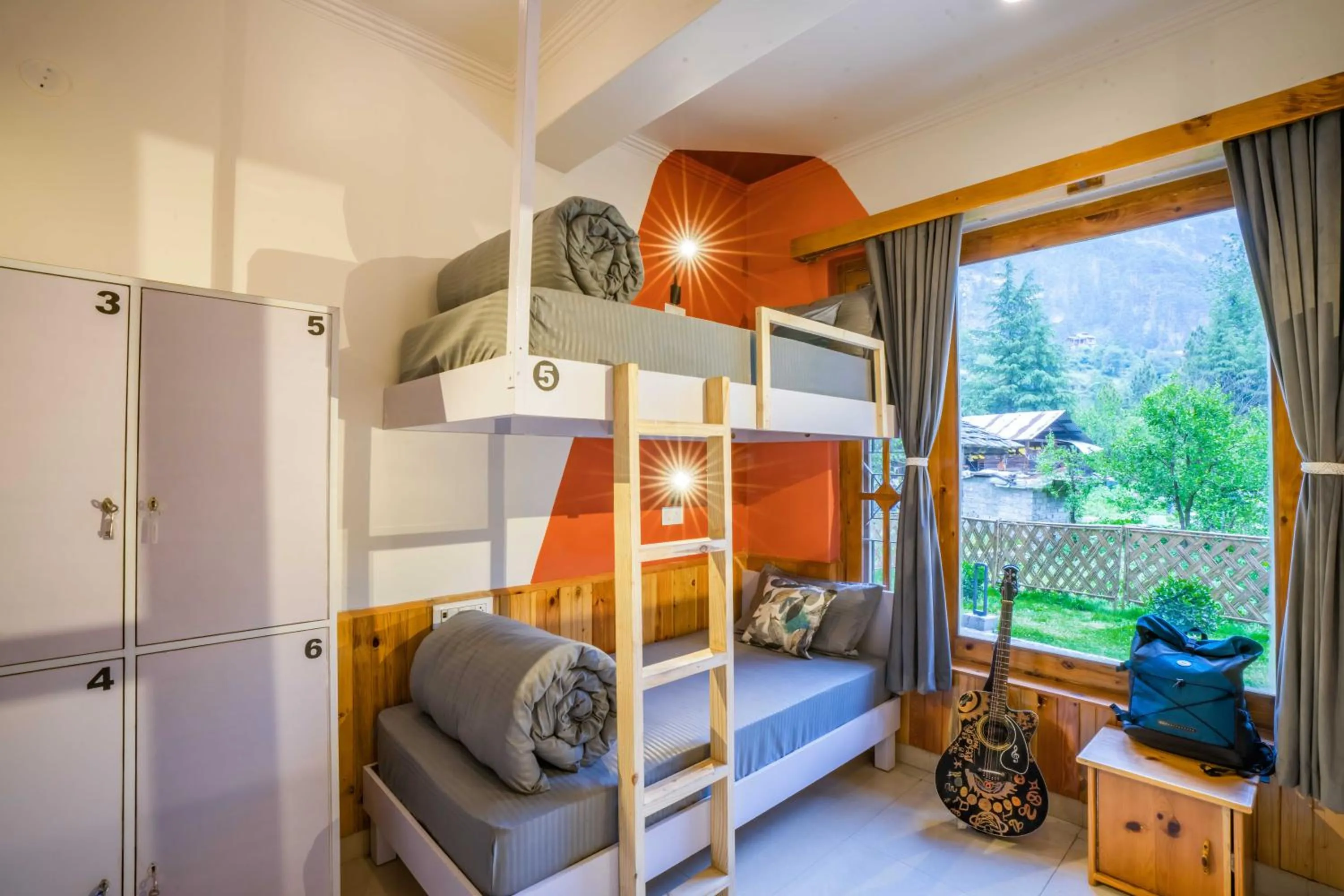 Bed in Zostel Kasol (Katagla)