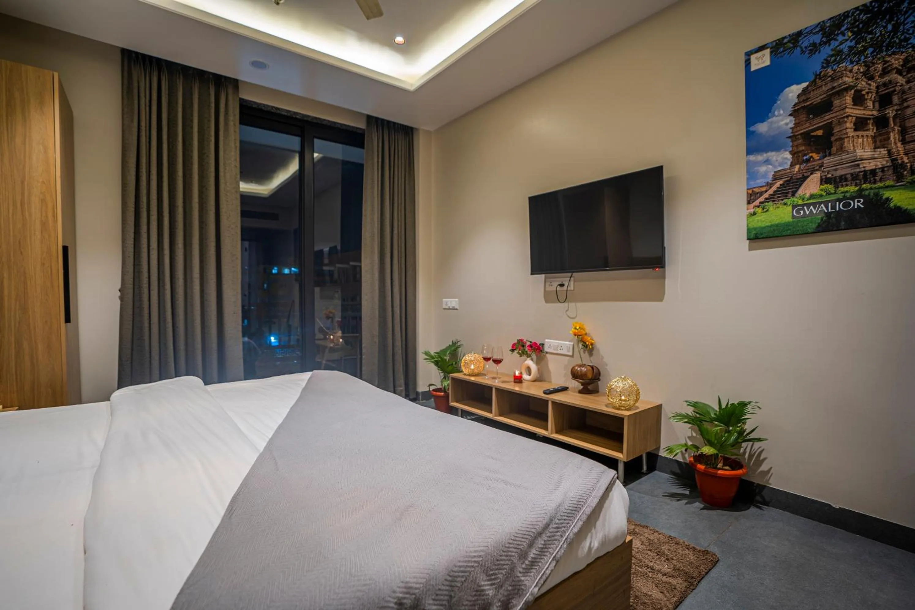 Bed in Vacanza By Westay Luxury Home