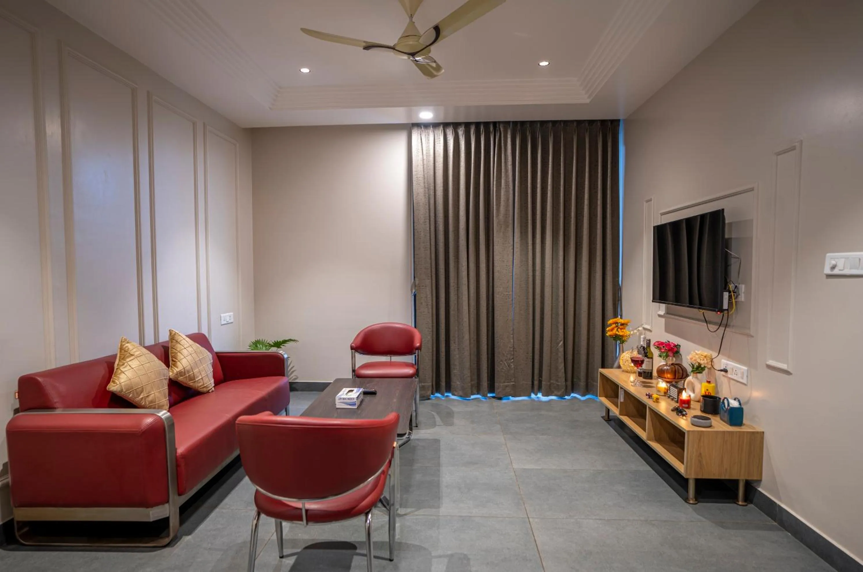 TV and multimedia in Vacanza By Westay Luxury Home