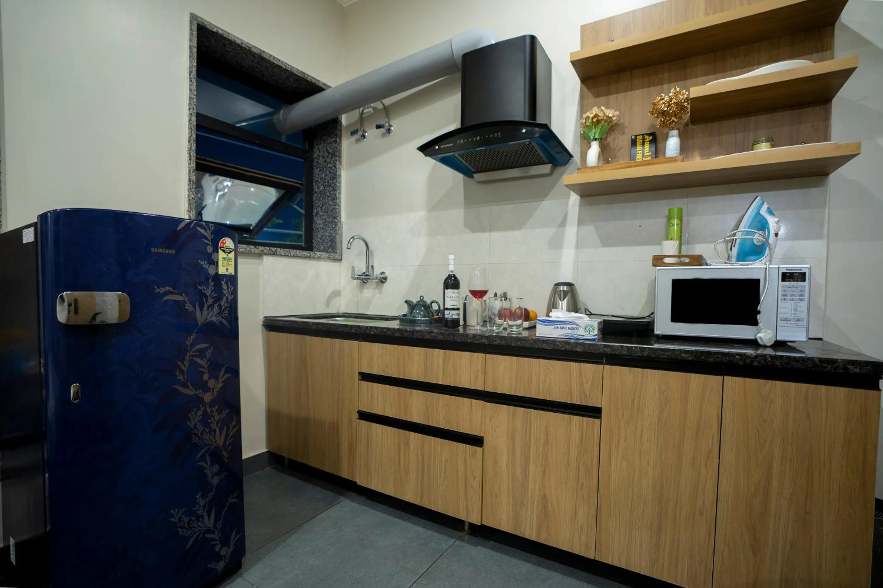 Kitchen or kitchenette in Vacanza By Westay Luxury Home