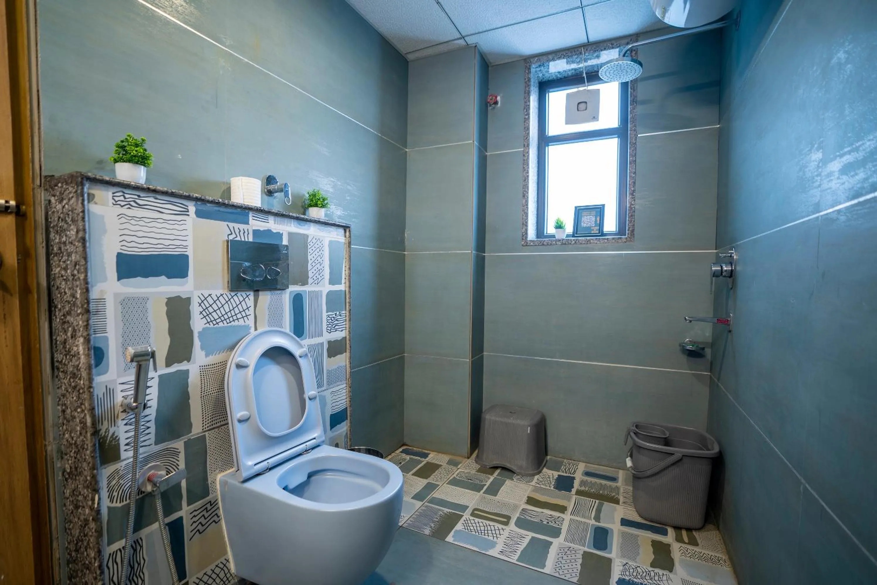 Shower in Vacanza By Westay Luxury Home