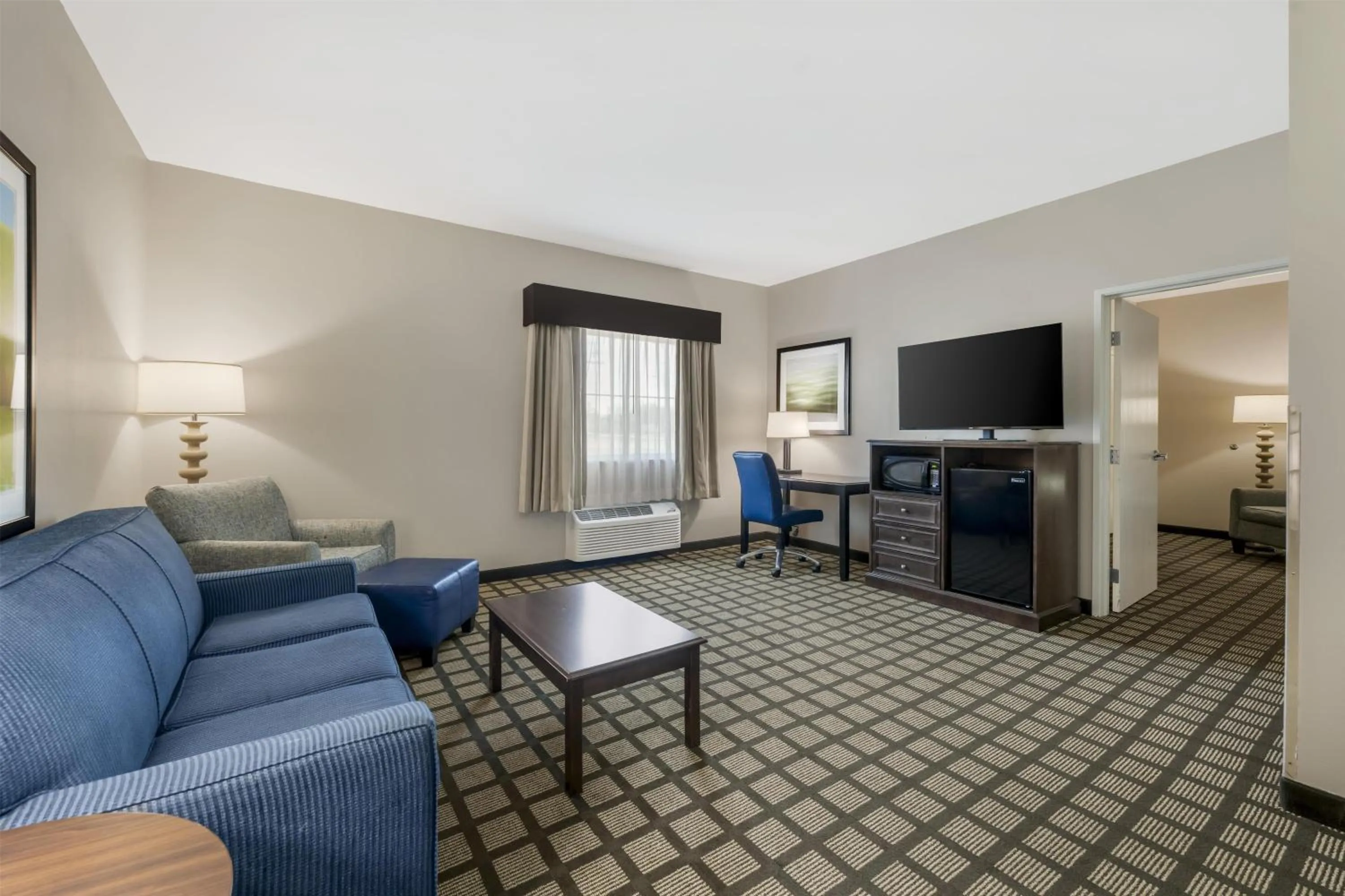 Bedroom in Best Western North Bryant Inn