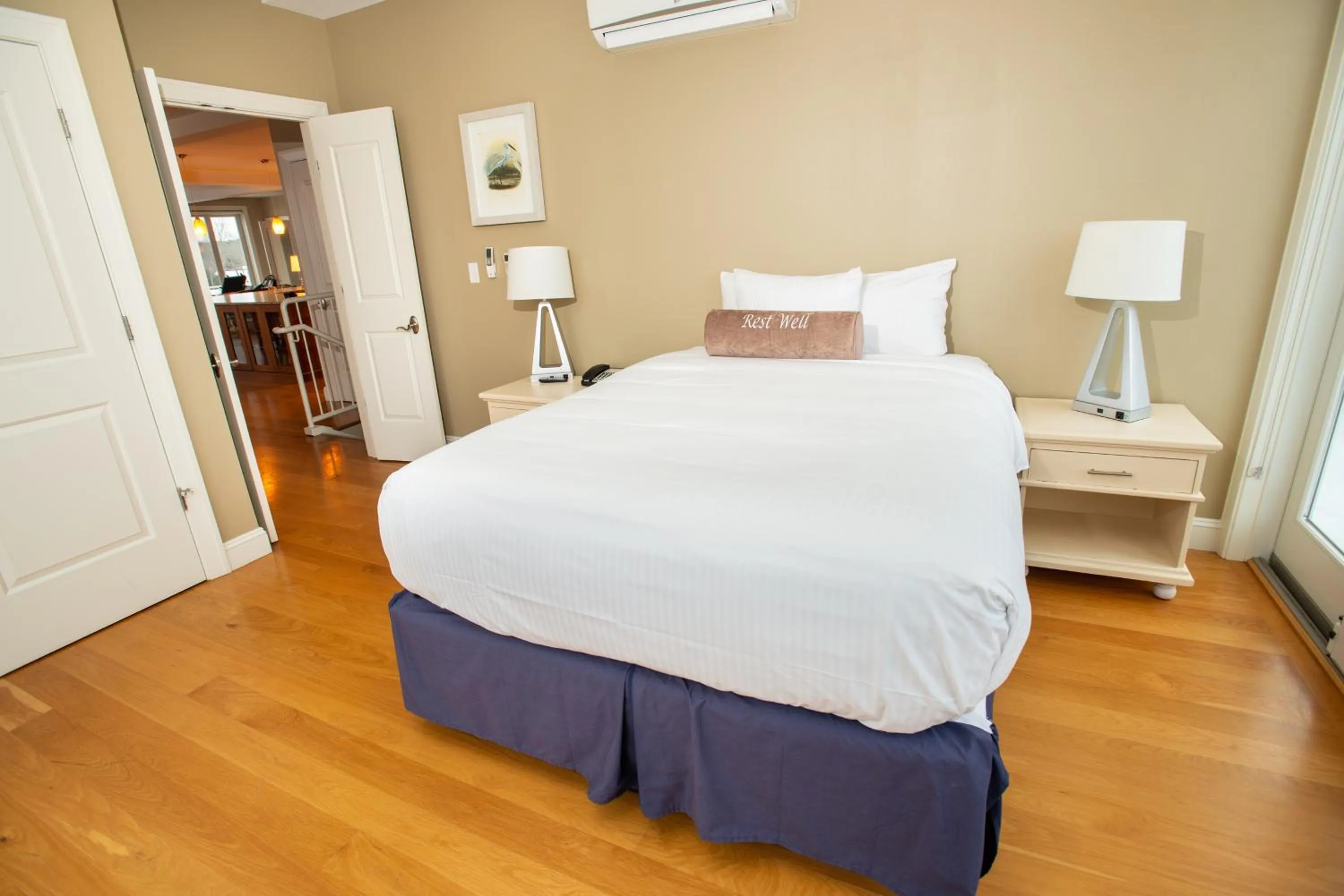 Bedroom, Bed in 84 Main