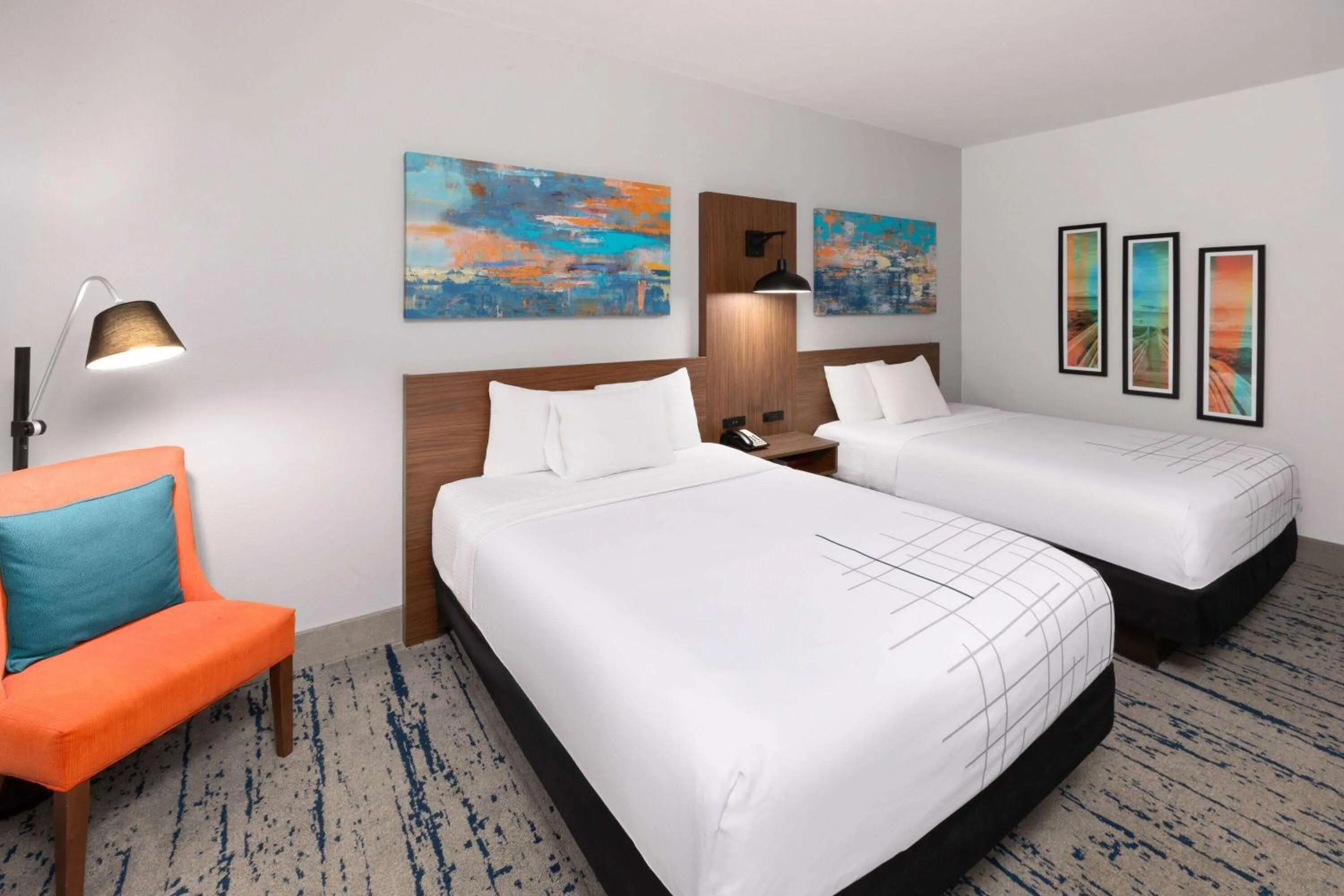 Photo of the whole room, Bed in La Quinta by Wyndham Rockport - Fulton