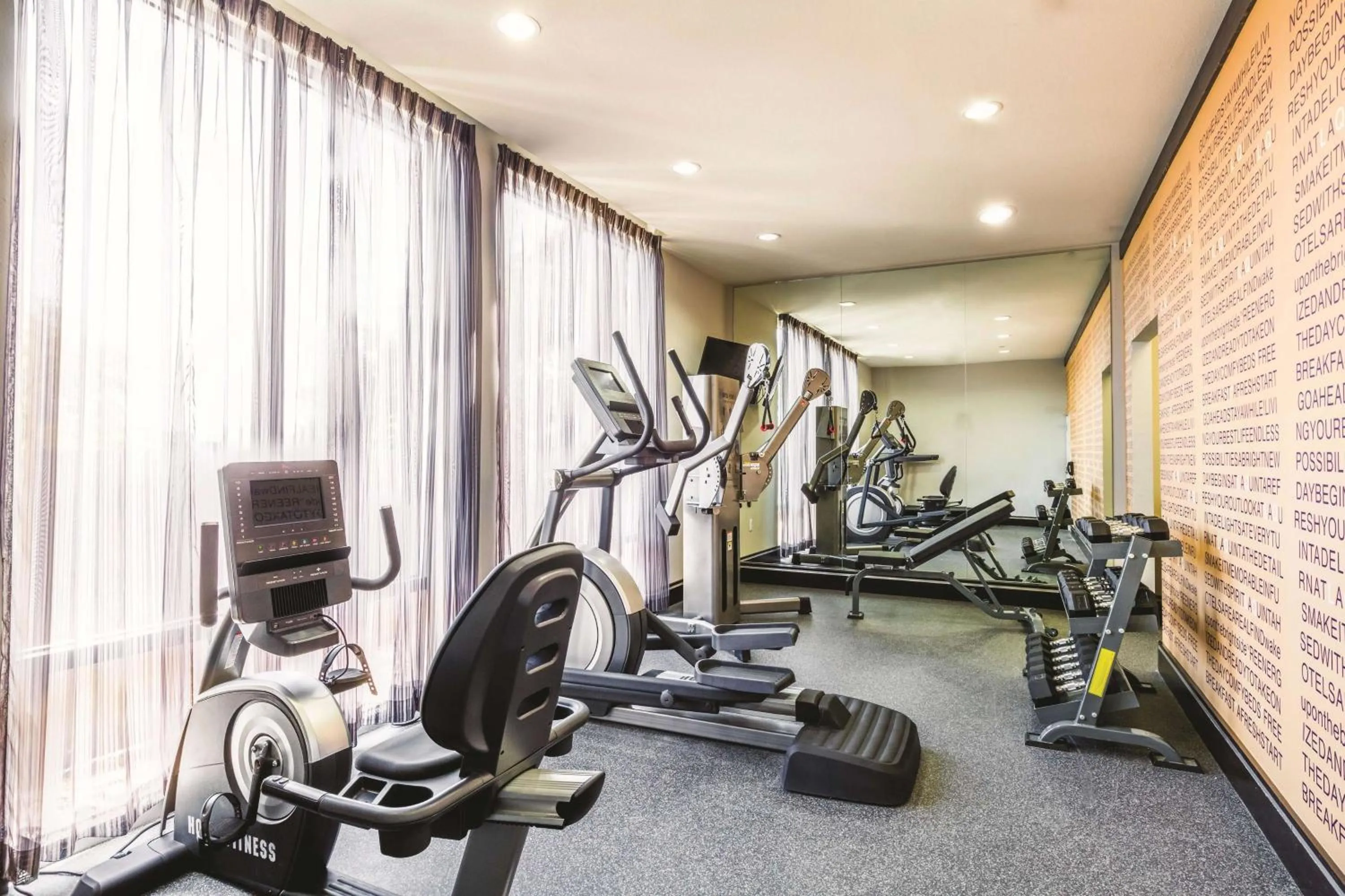 Fitness centre/facilities in La Quinta by Wyndham Rockport - Fulton
