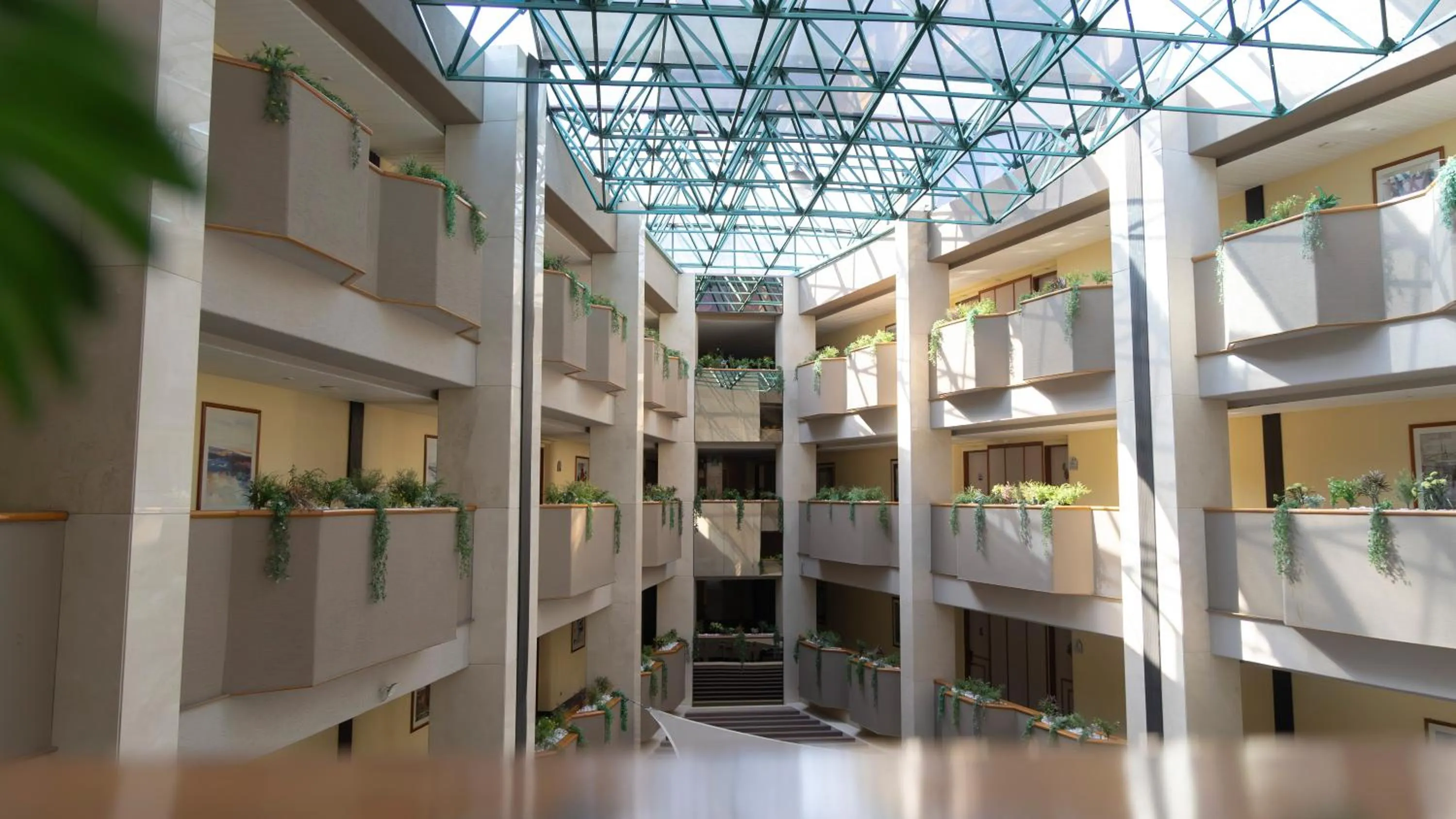 Property building in Hotel Abastos Plaza