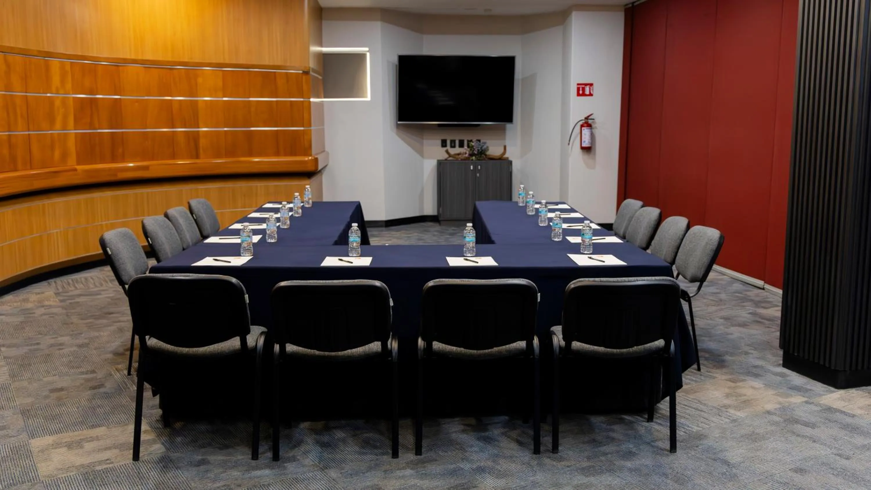 Banquet/Function facilities in Hotel Abastos Plaza