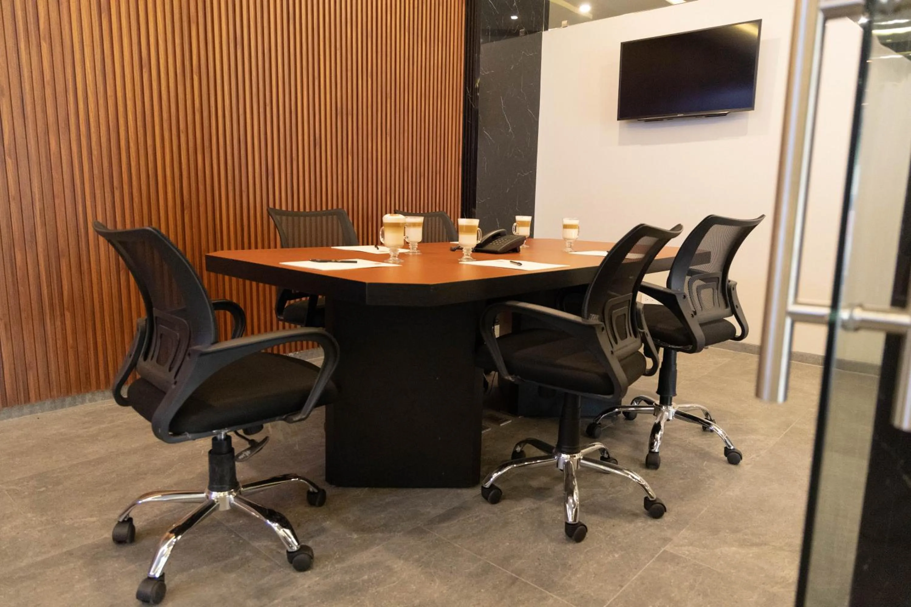 Meeting/conference room in Hotel Abastos Plaza