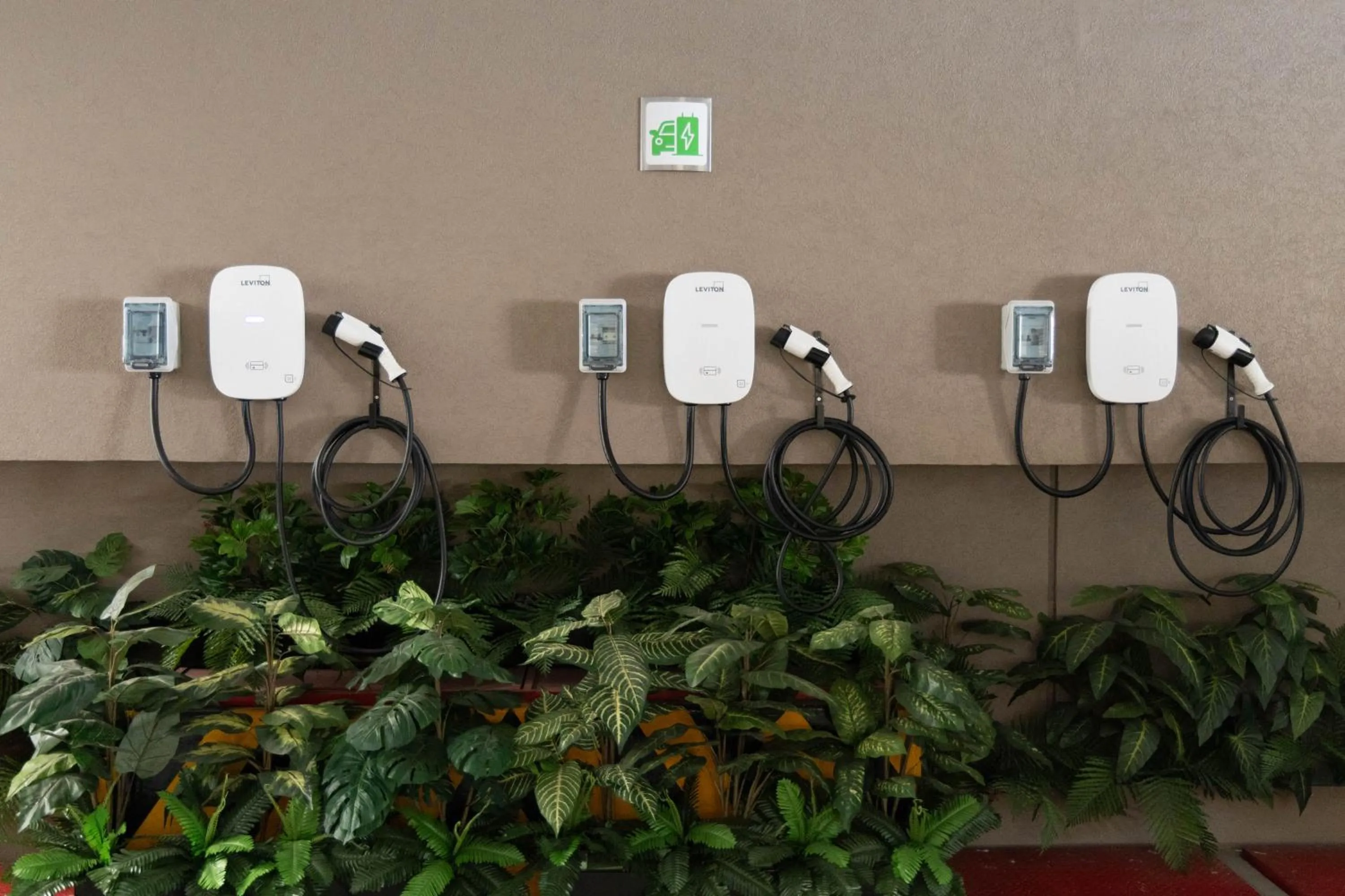 Parking in Hotel Abastos Plaza