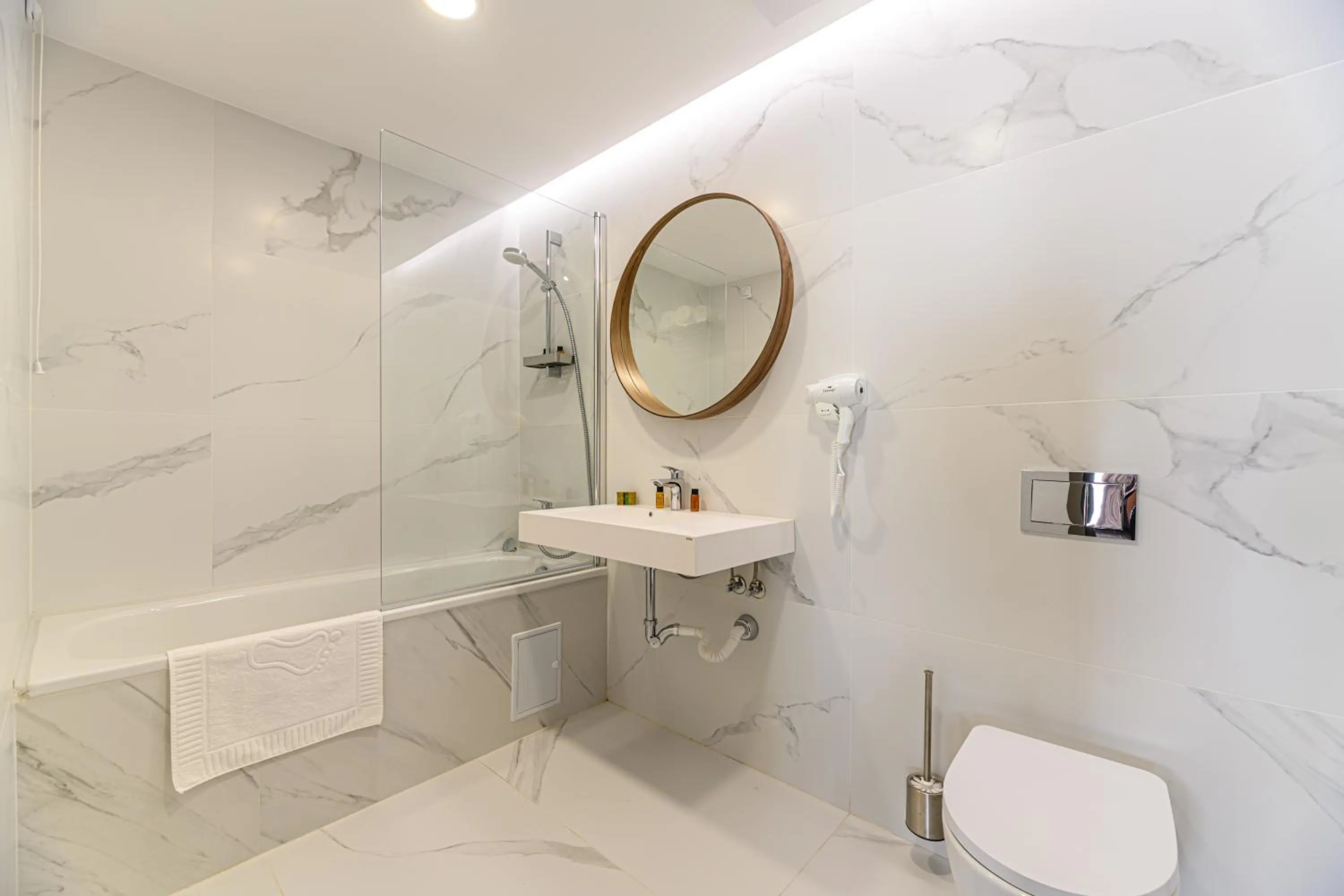 Toilet in HOTEL CENTRAL Pascani