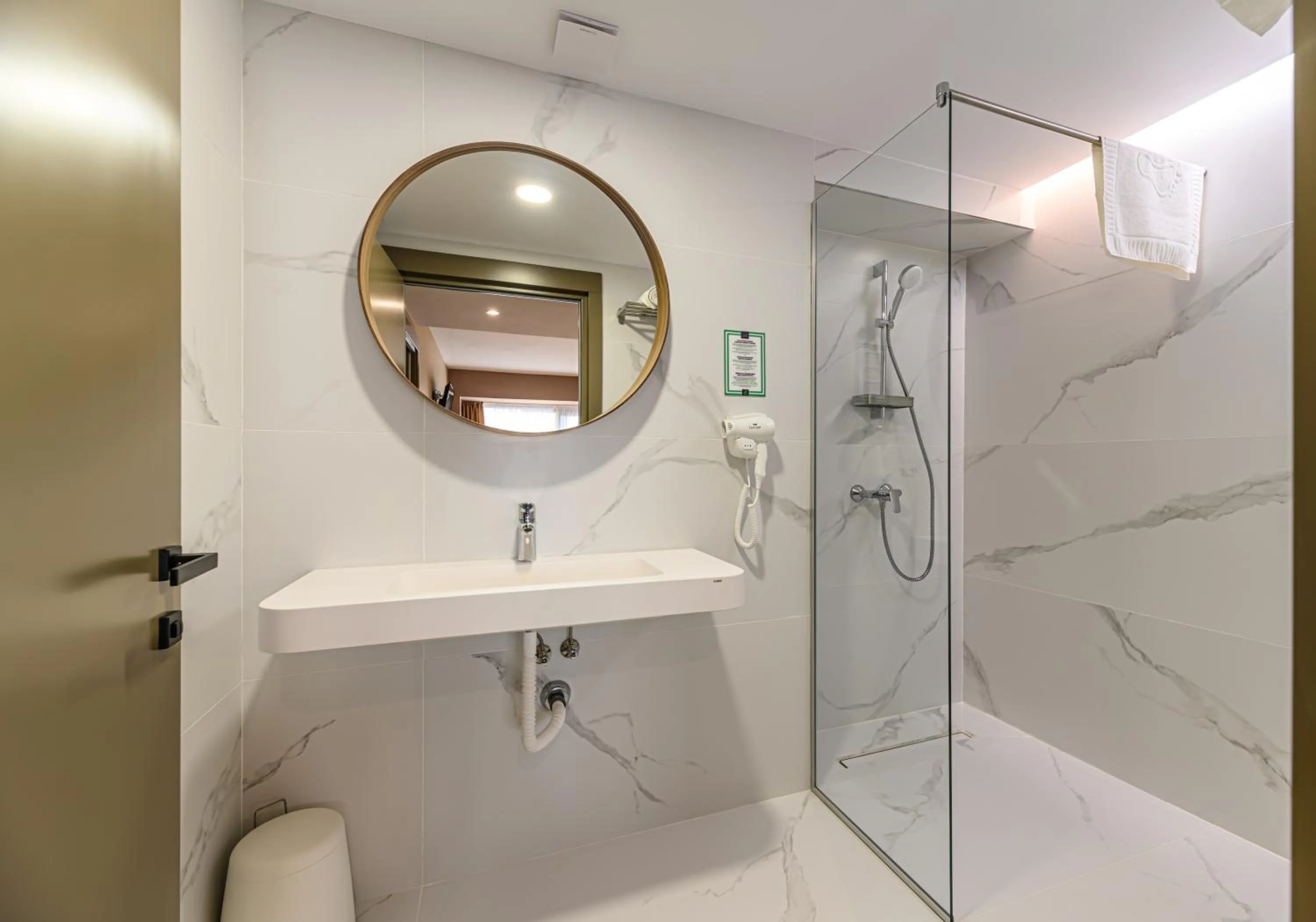 Shower in HOTEL CENTRAL Pascani