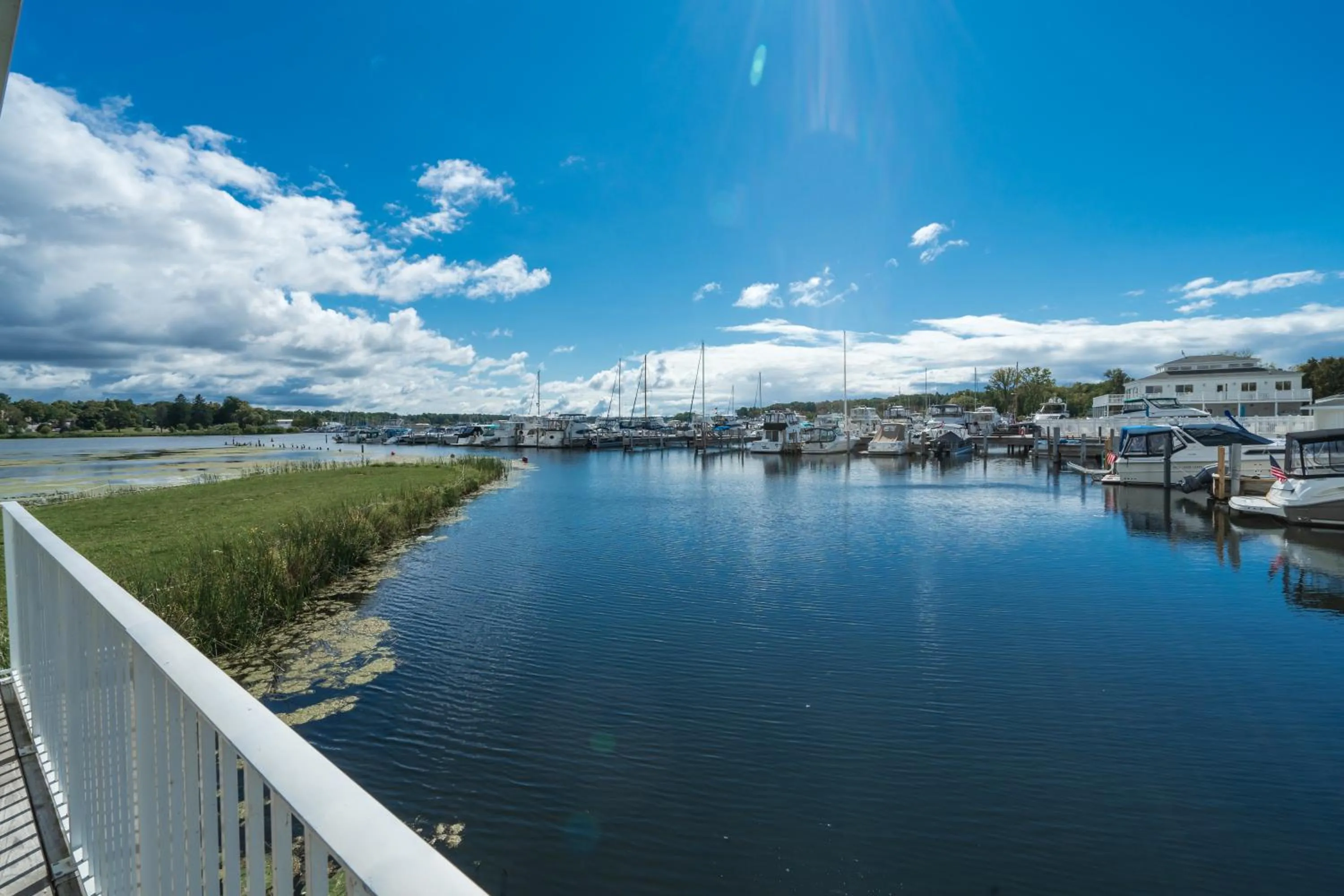 Lake view in Weathervane Inn