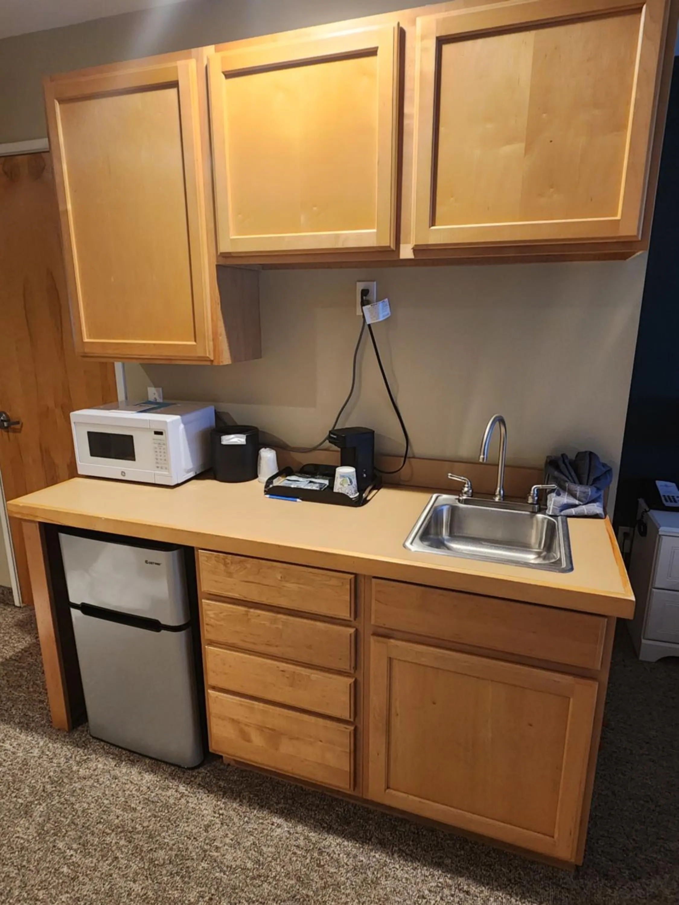 Property building in Weathervane Inn