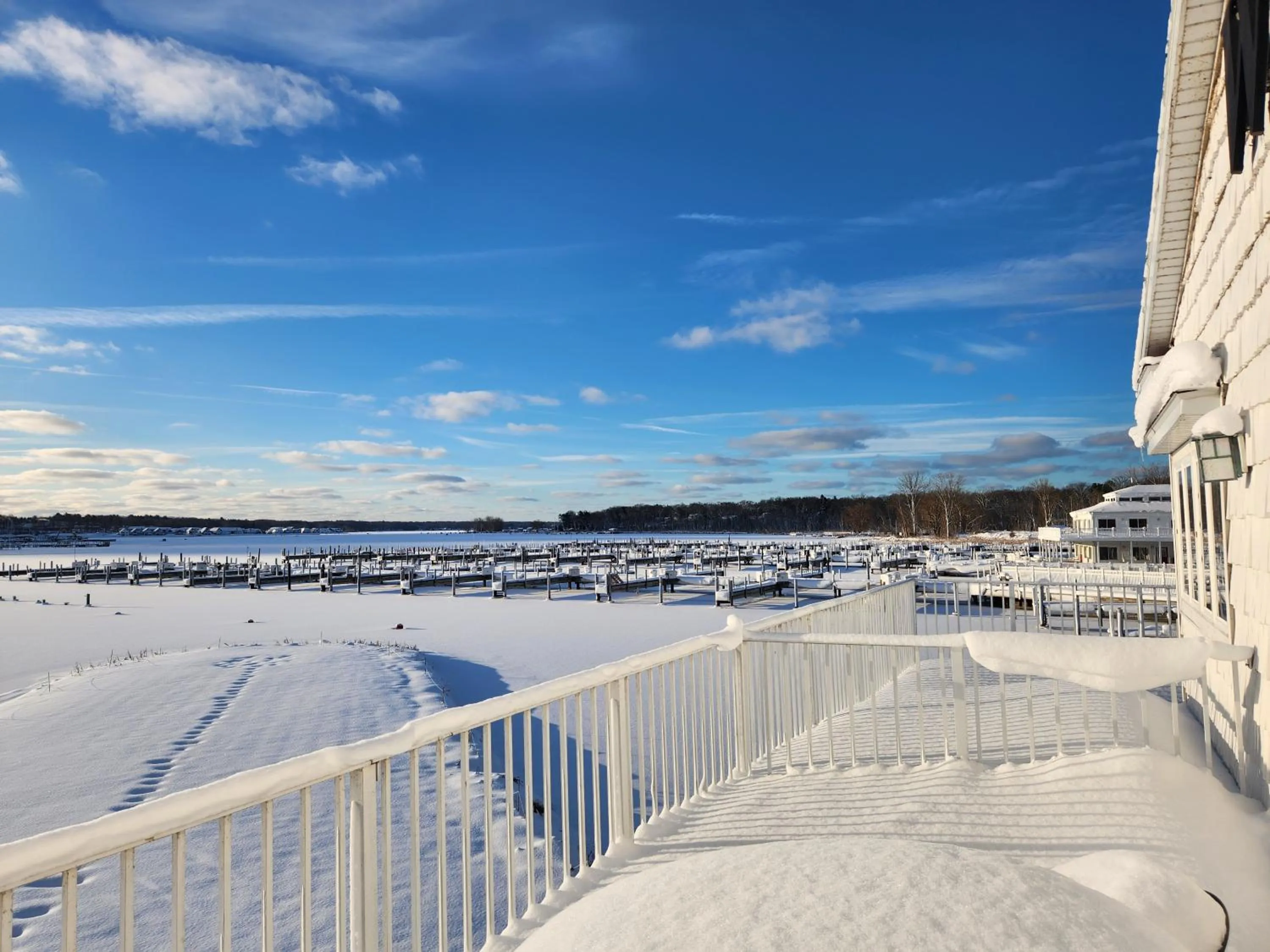 Day in Weathervane Inn