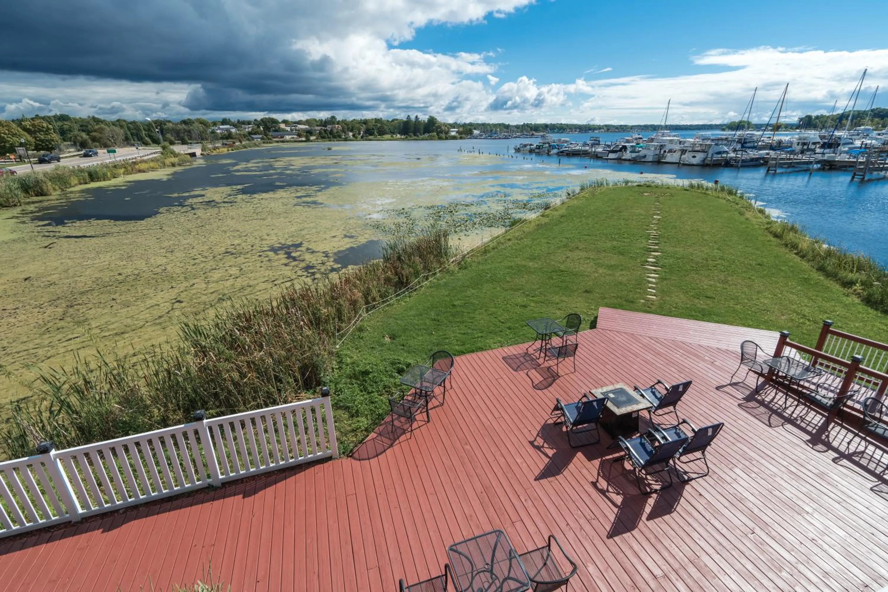 Property building in Weathervane Inn