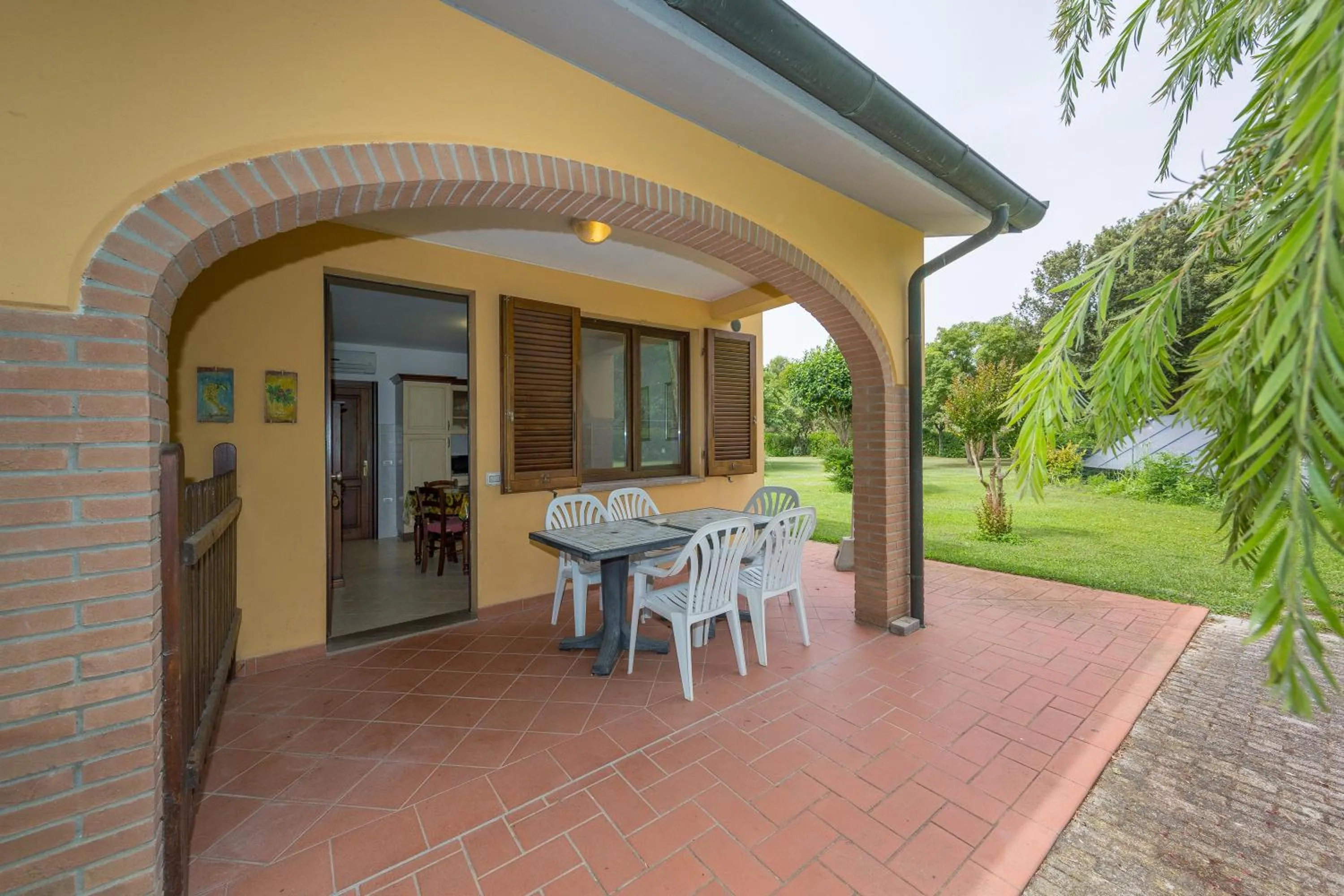 Property building in Il Girasole - Rovo