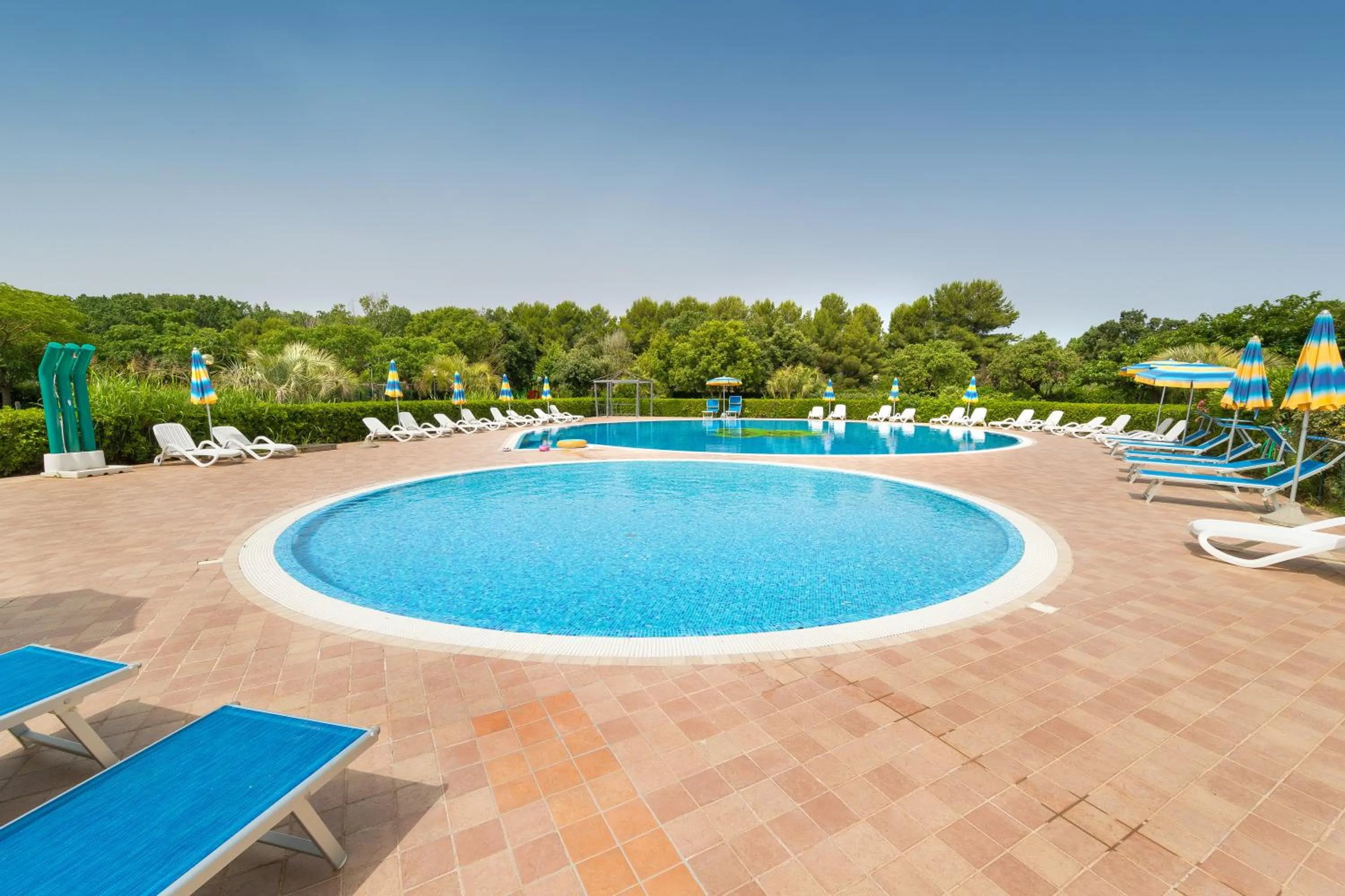 Property building in Il Girasole - Rovo