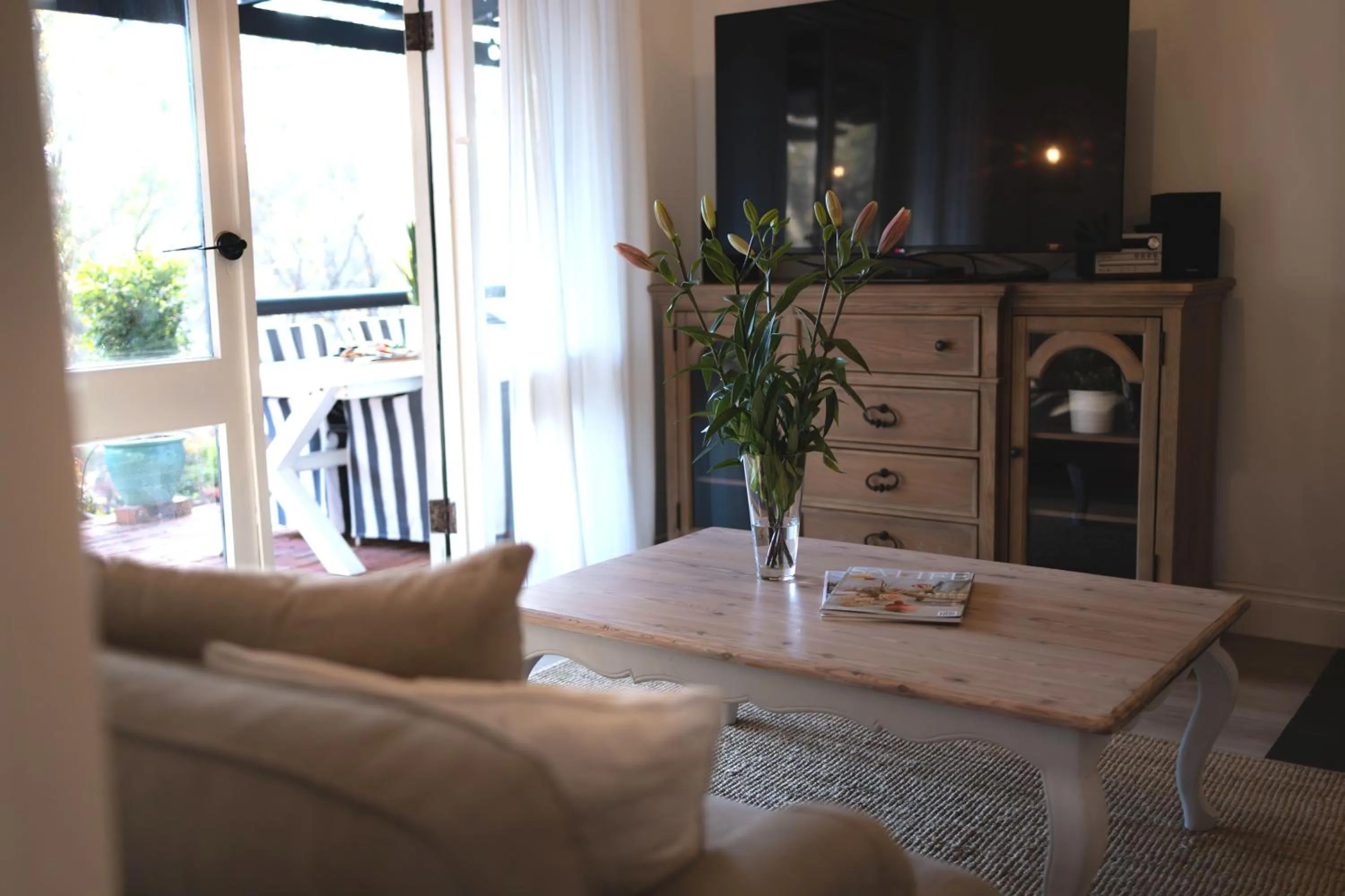 Living room in St Helen's Cottages