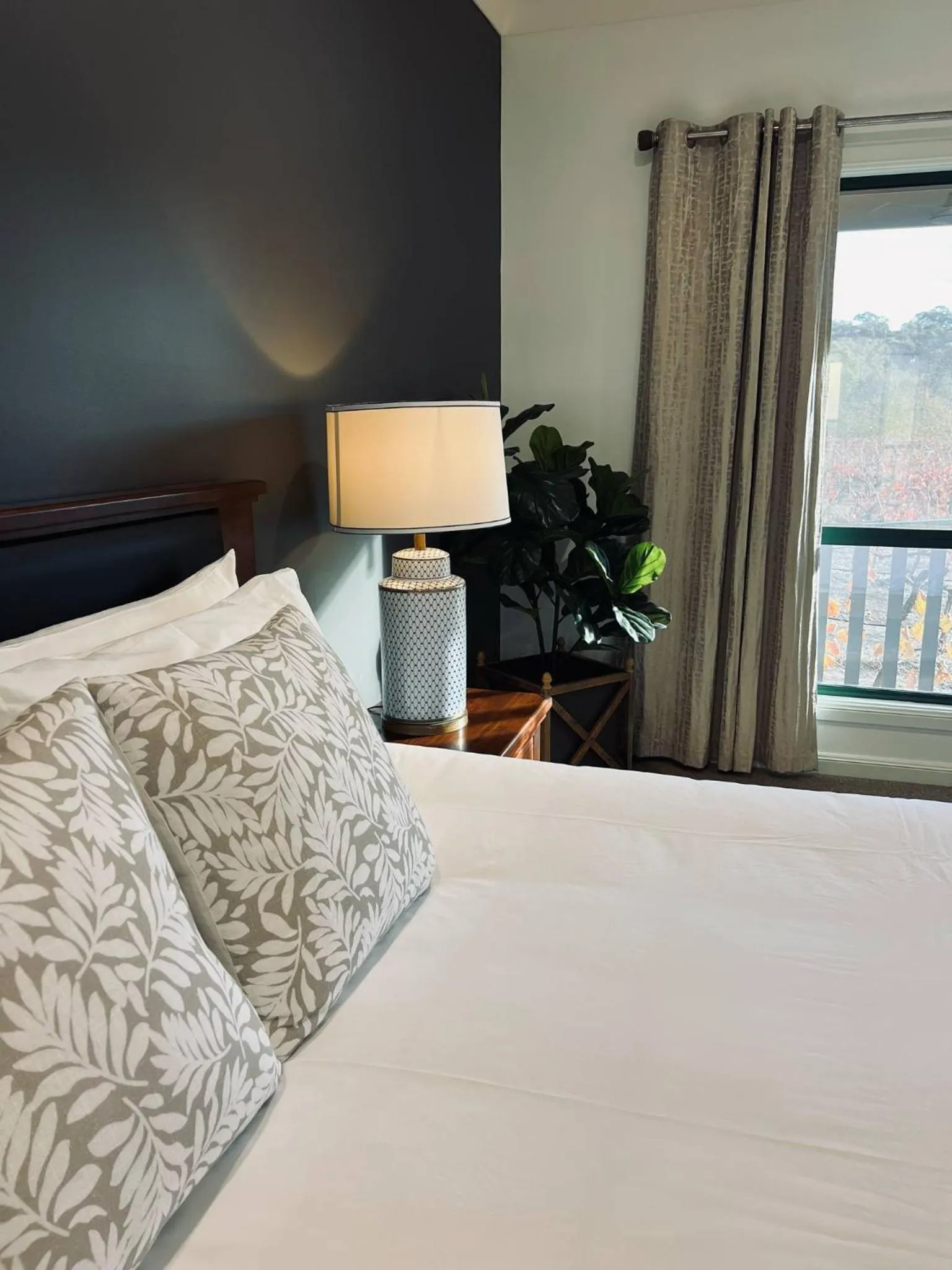 Bedroom, Bed in St Helen's Cottages